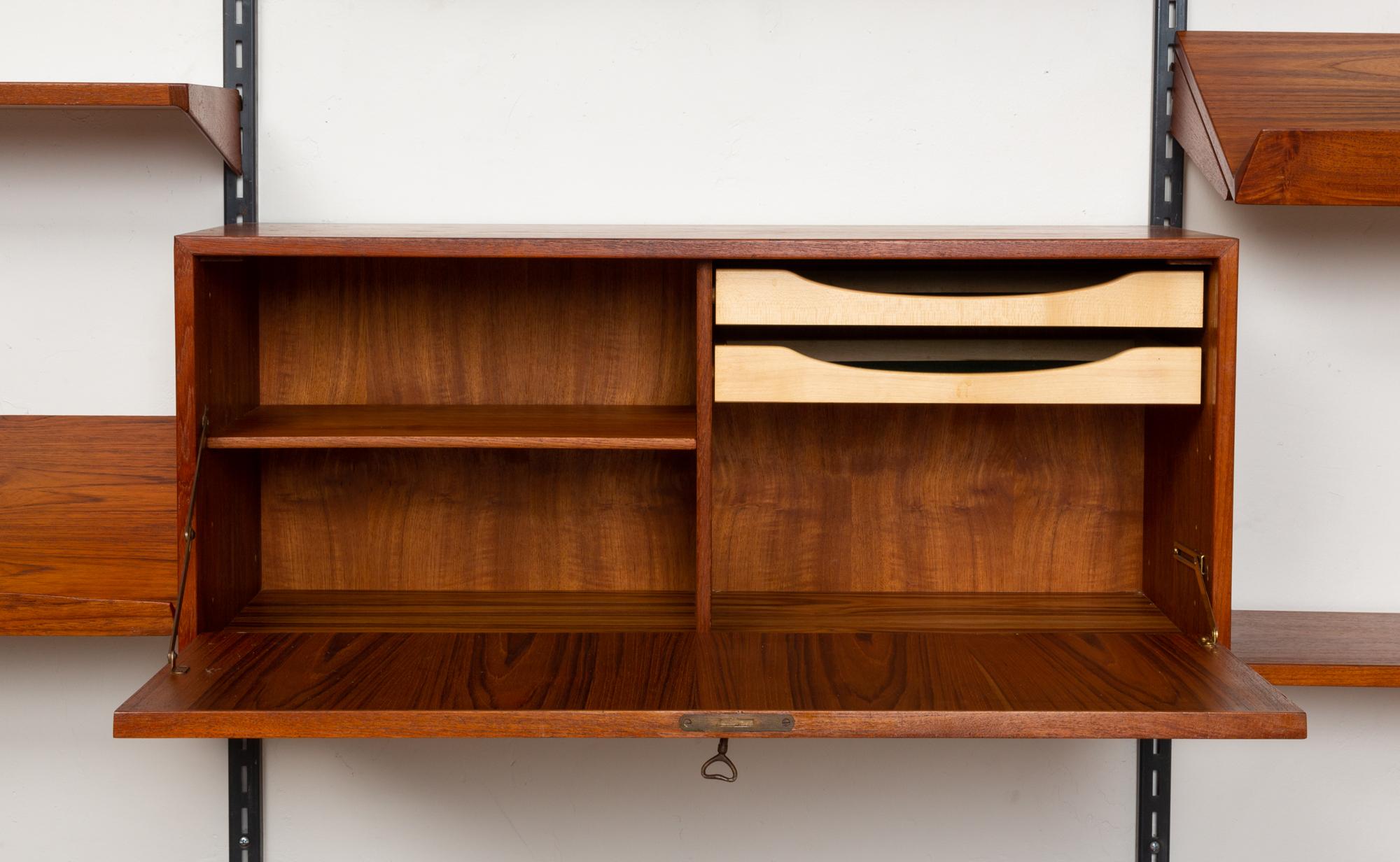 Kai Kristiansen Wall Unit In Good Condition In Los Angeles, CA