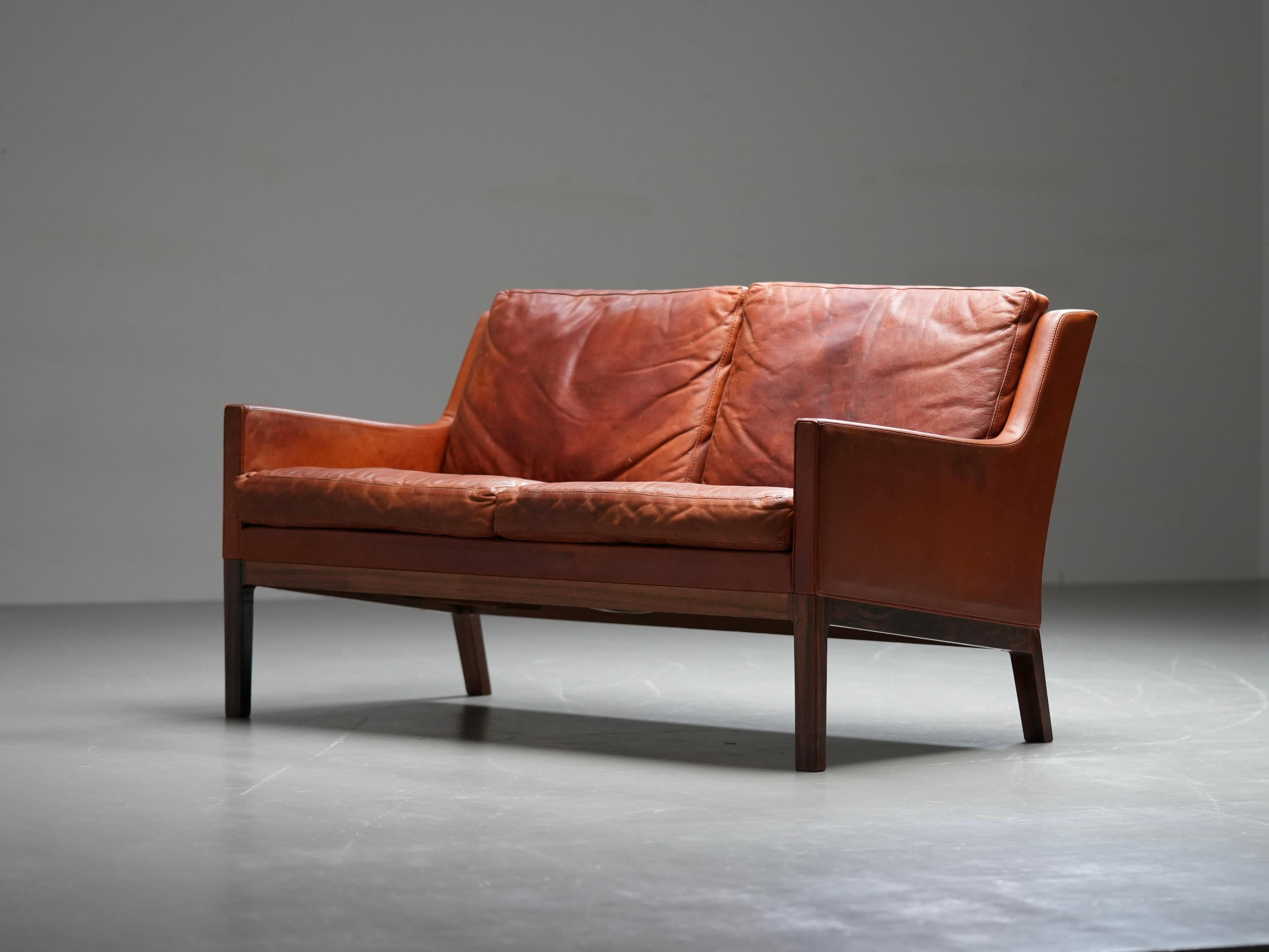 Kai Lyngfeldt Larsen 2-Sitzer Sofa in cognac patiniertem Leder, Dänemark, 1960er Jahre im Angebot 7