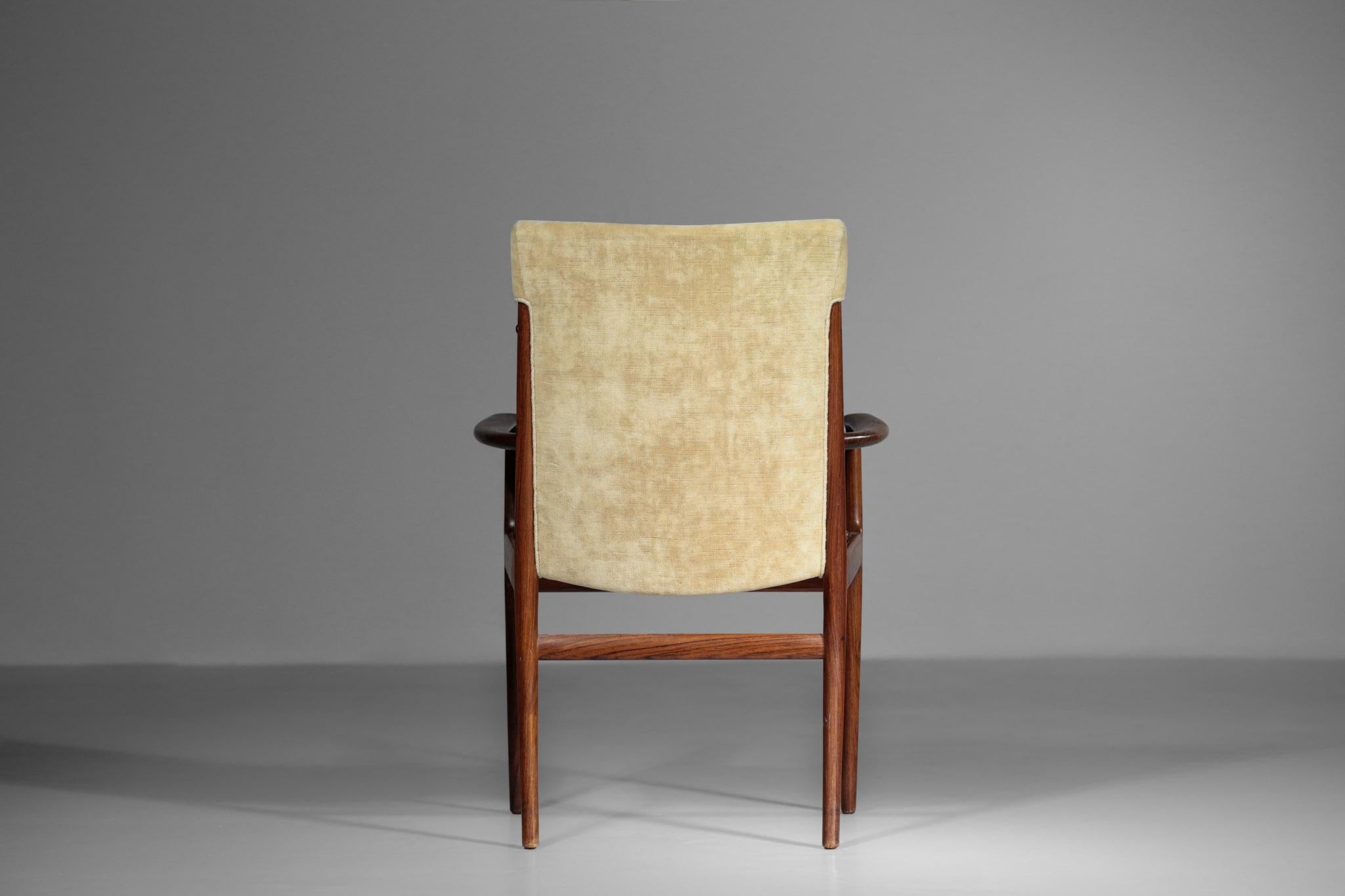 Fauteuil Kai Lyngfeldt Larsen en tissu de velours scandinave Soren Willadsen Mobelfa en vente 4