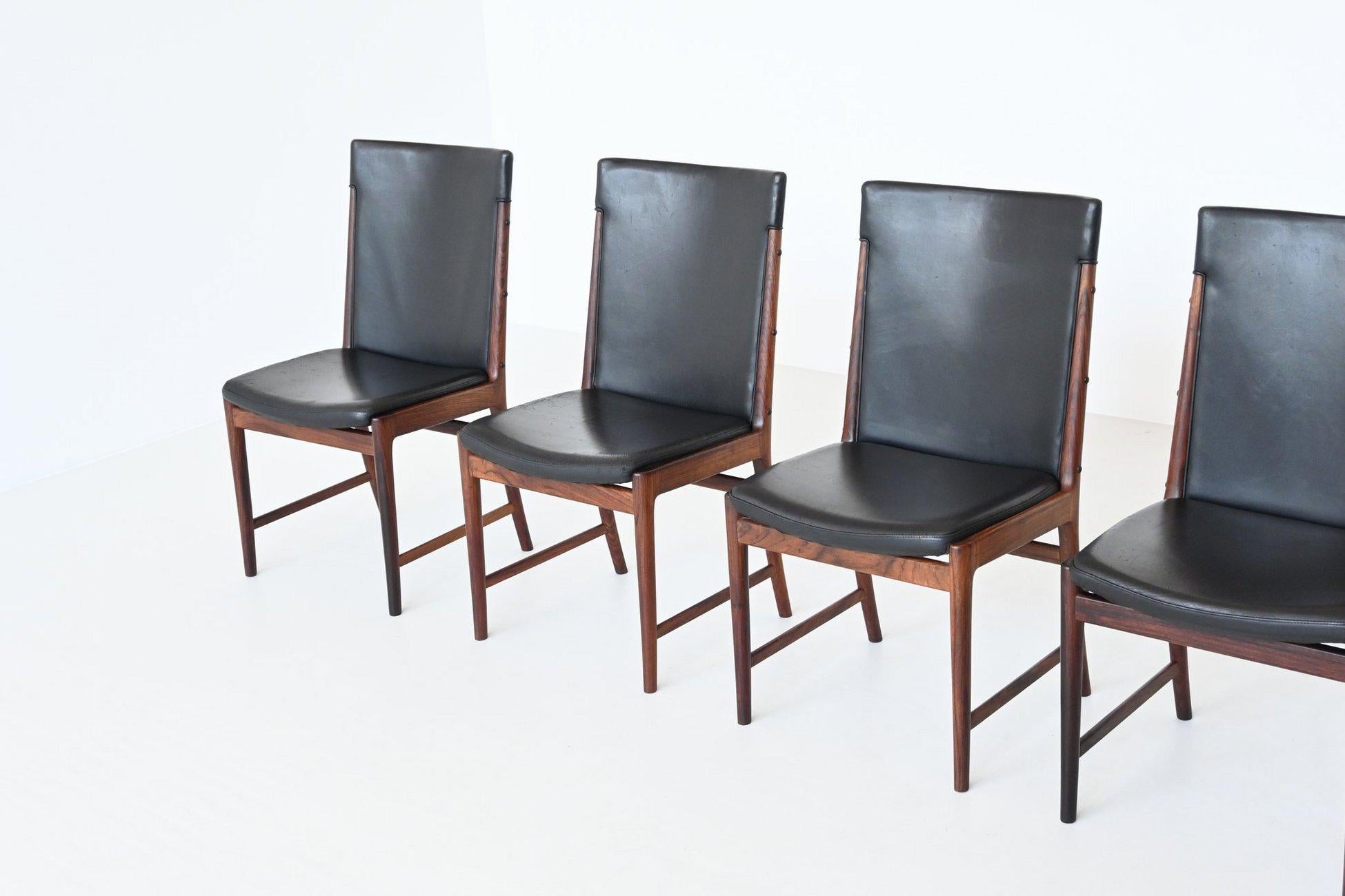 Danish Kai Lyngfeldt Larsen dining chairs in rosewood Soren Willadsen Denmark 1960 For Sale