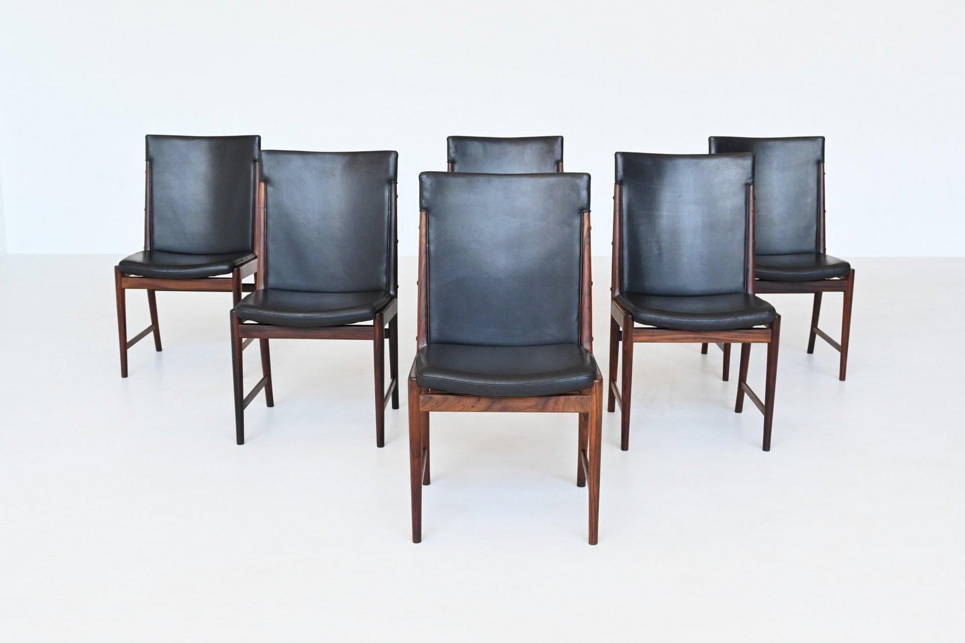 Kai Lyngfeldt Larsen dining chairs in rosewood Soren Willadsen Denmark 1960 For Sale 1