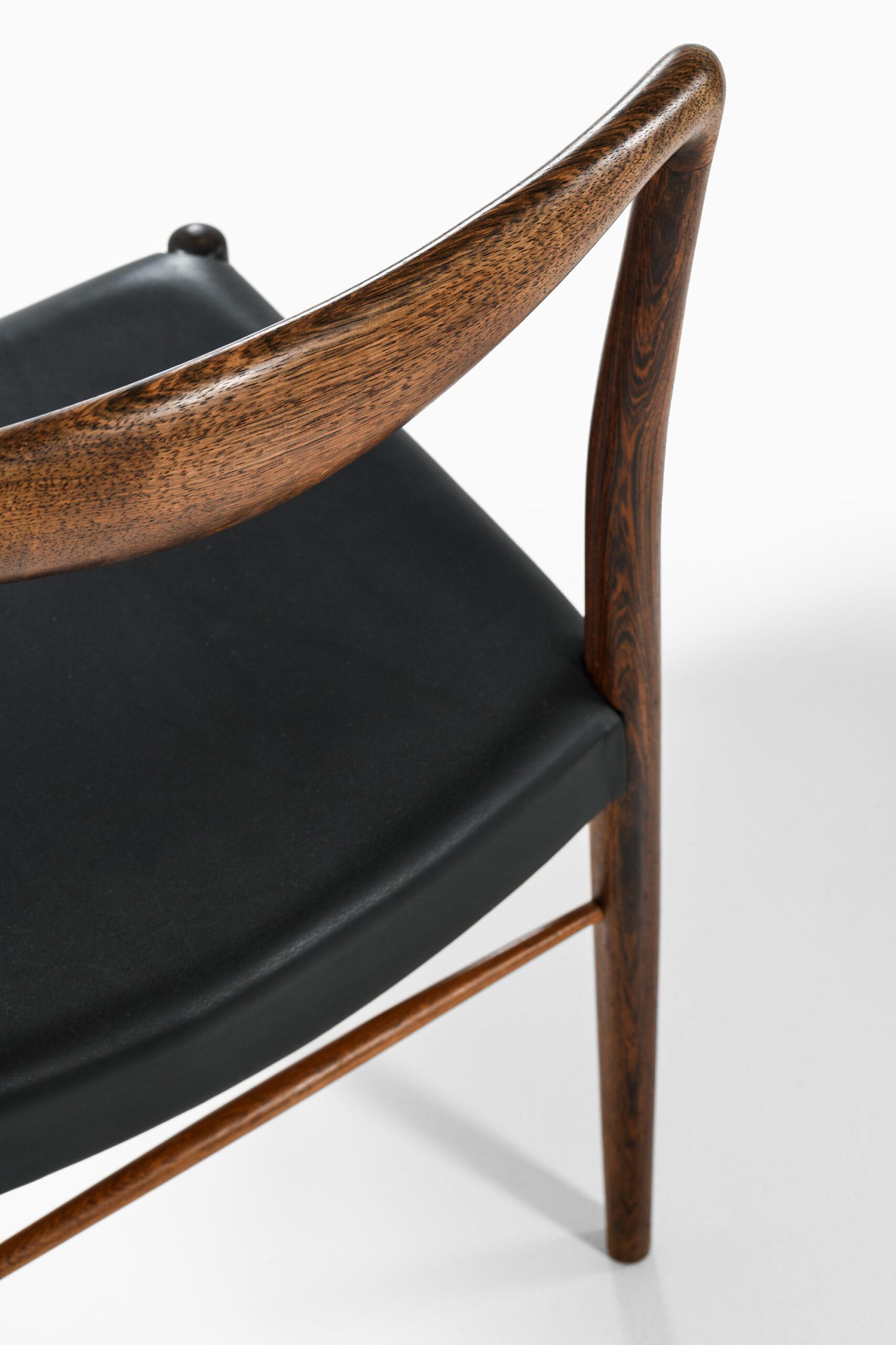 Mid-20th Century Kai Lyngfeldt-Larsen Dining Chairs Produced by Søren Willadsen Møbelfabrik For Sale