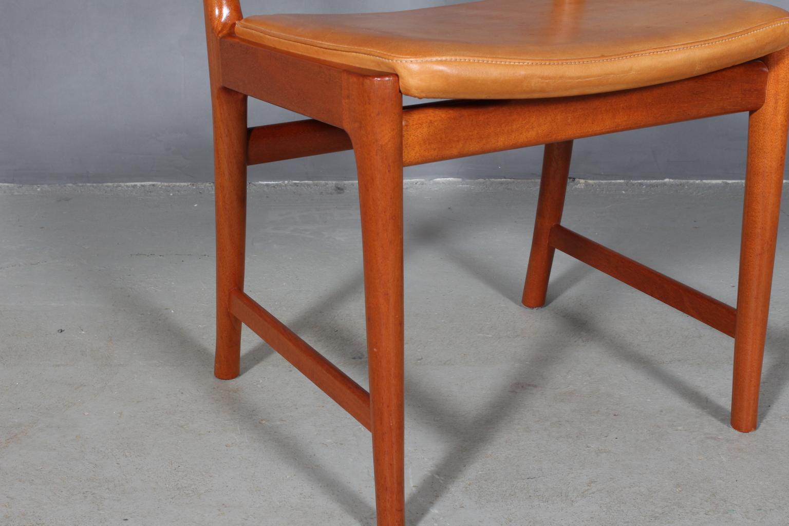 Late 20th Century Kai Lyngfeldt Larsen four dining chairs, mahogany and original Vegetal leather.