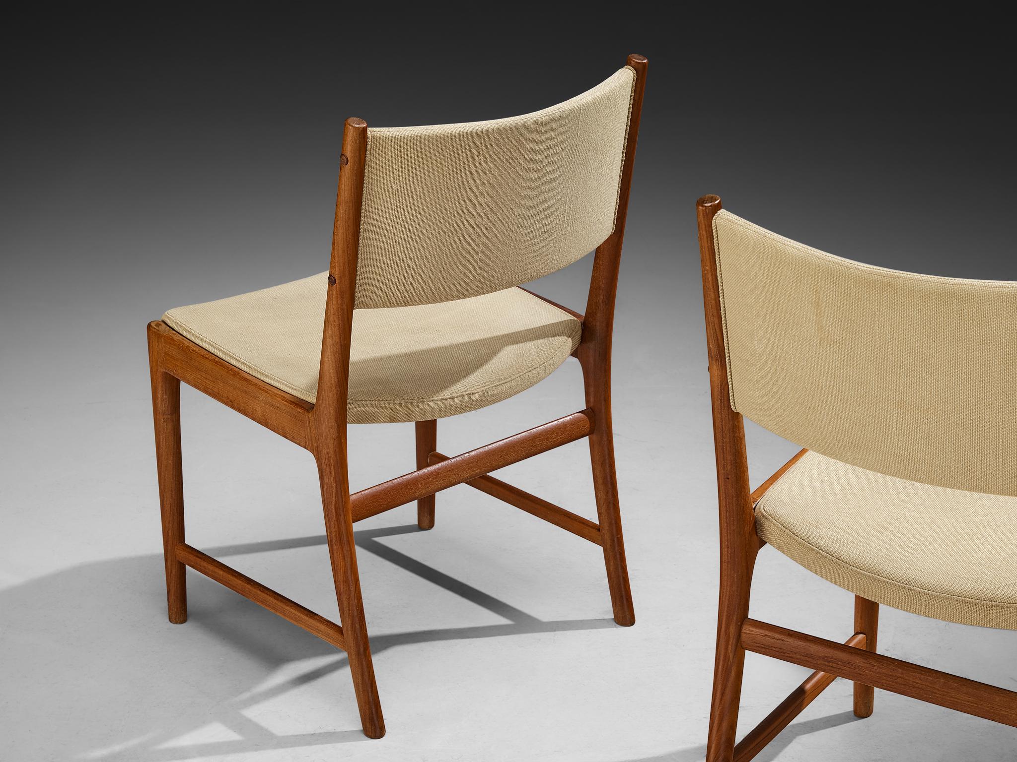 Danois Kai Lyngfeldt Larsen paire de chaises de salle à manger en teck en vente