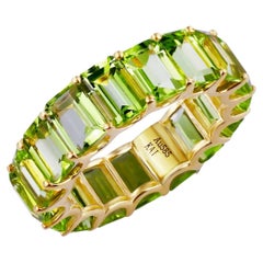 Anillo Eternidad Peridoto Corte Esmeralda Kai Nora Green