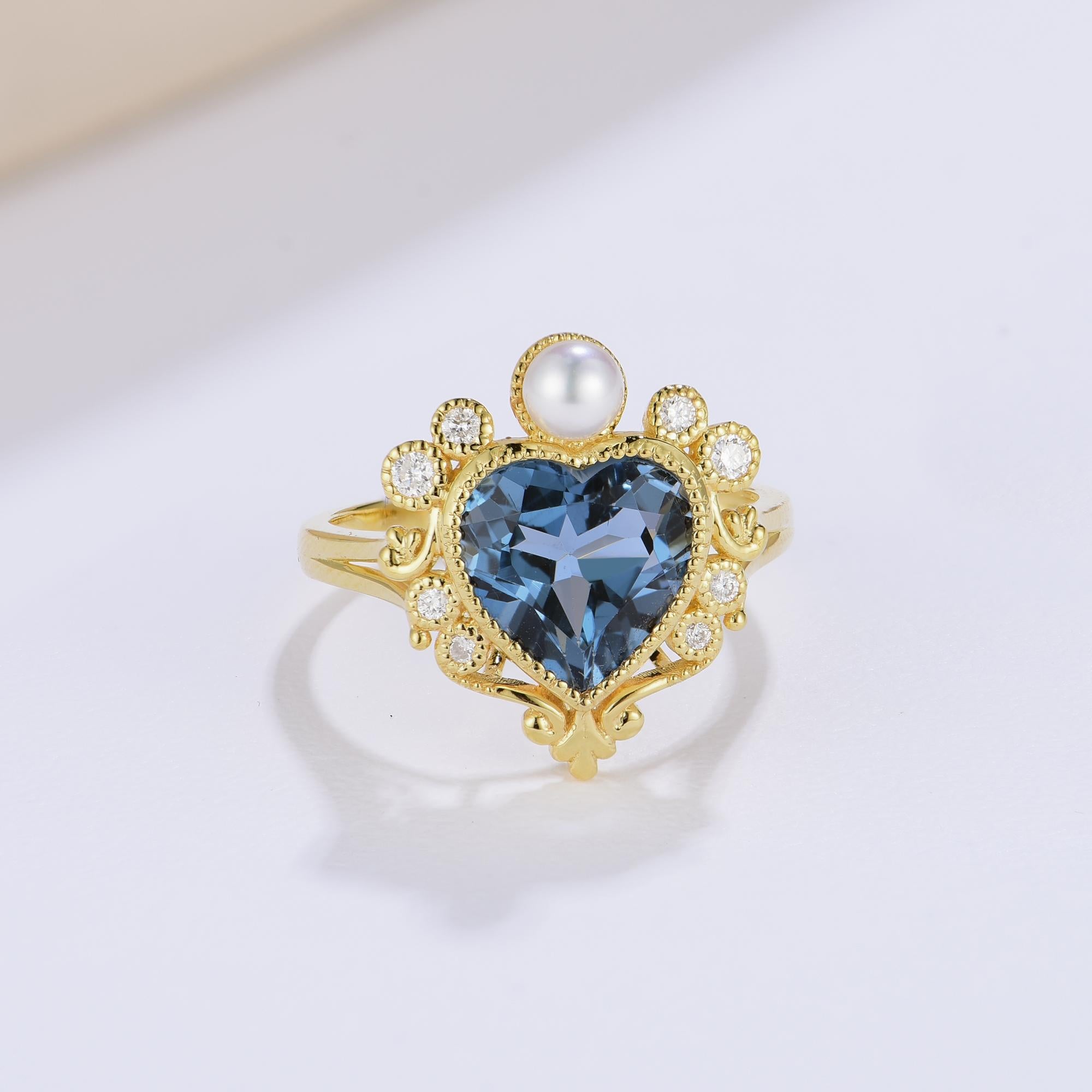 Kai „On My Heart“ Londoner Blauer Topas „On My Heart“ Diamant  Perlen-Cocktailring (Moderne) im Angebot