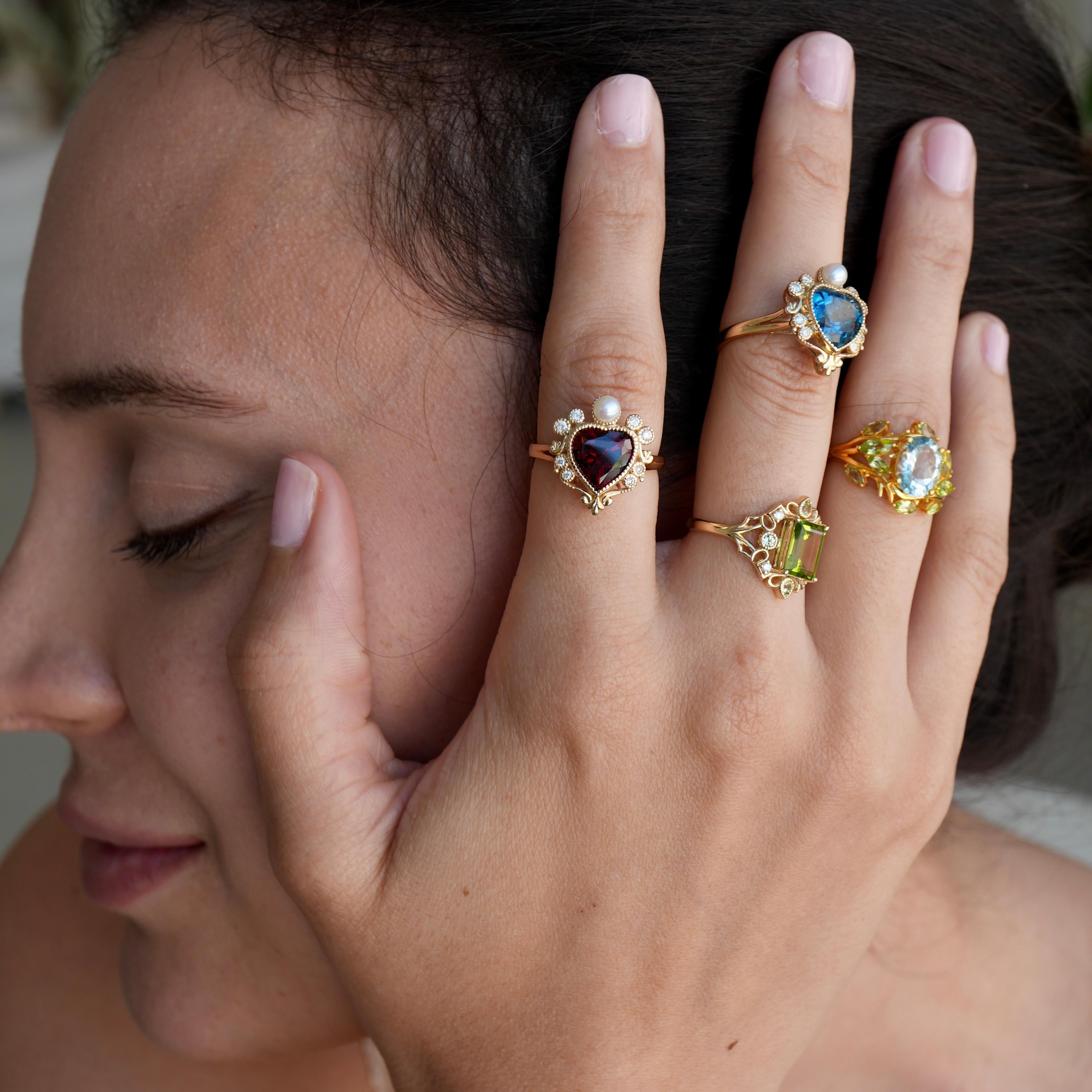 Kai Renaissance Peridot Diamond Cocktail Ring For Sale 1