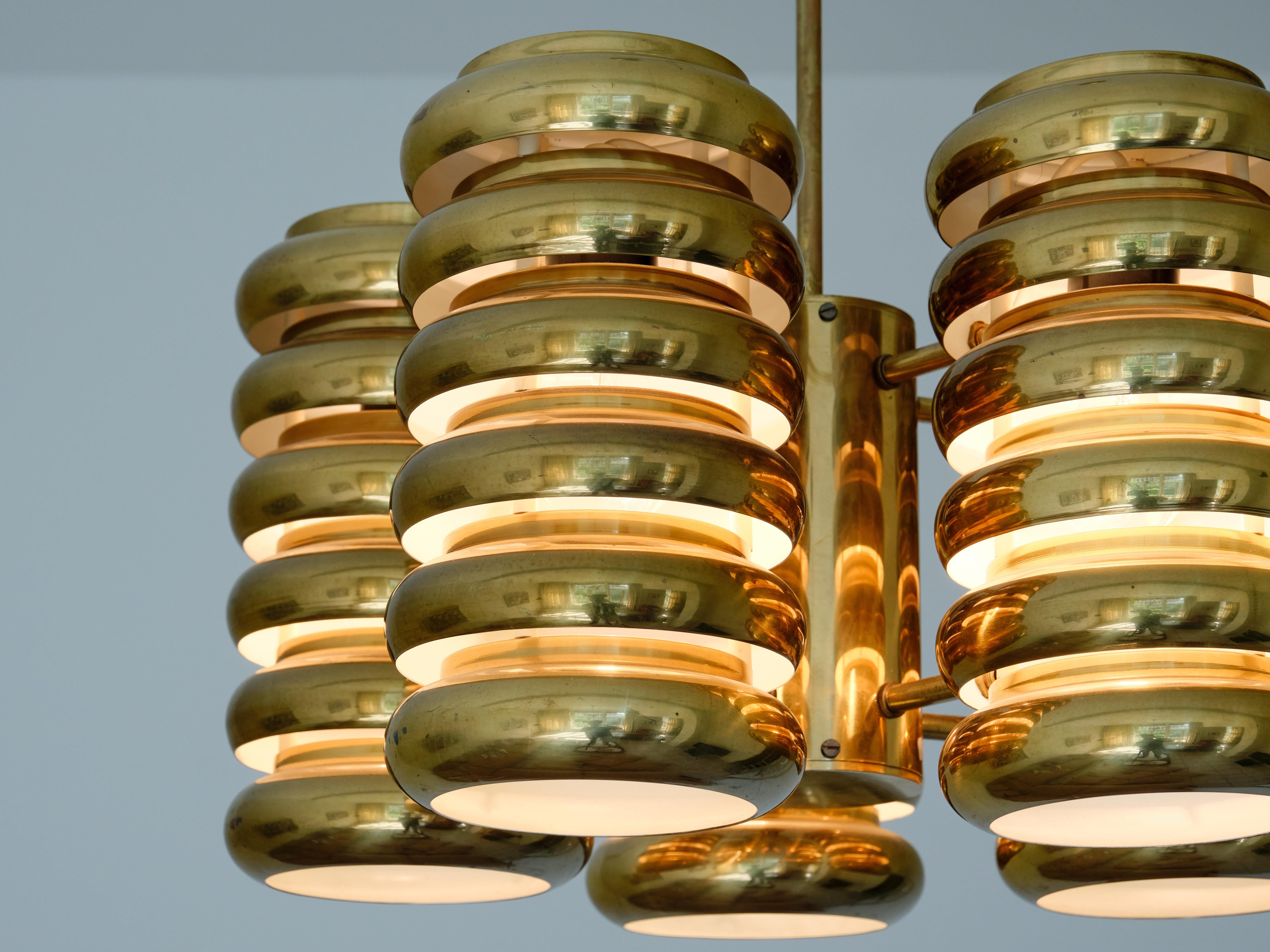 Kai Ruokonen Five Arm Pendant Light in Brass, Lynx, Finland, Early 1970s For Sale 7