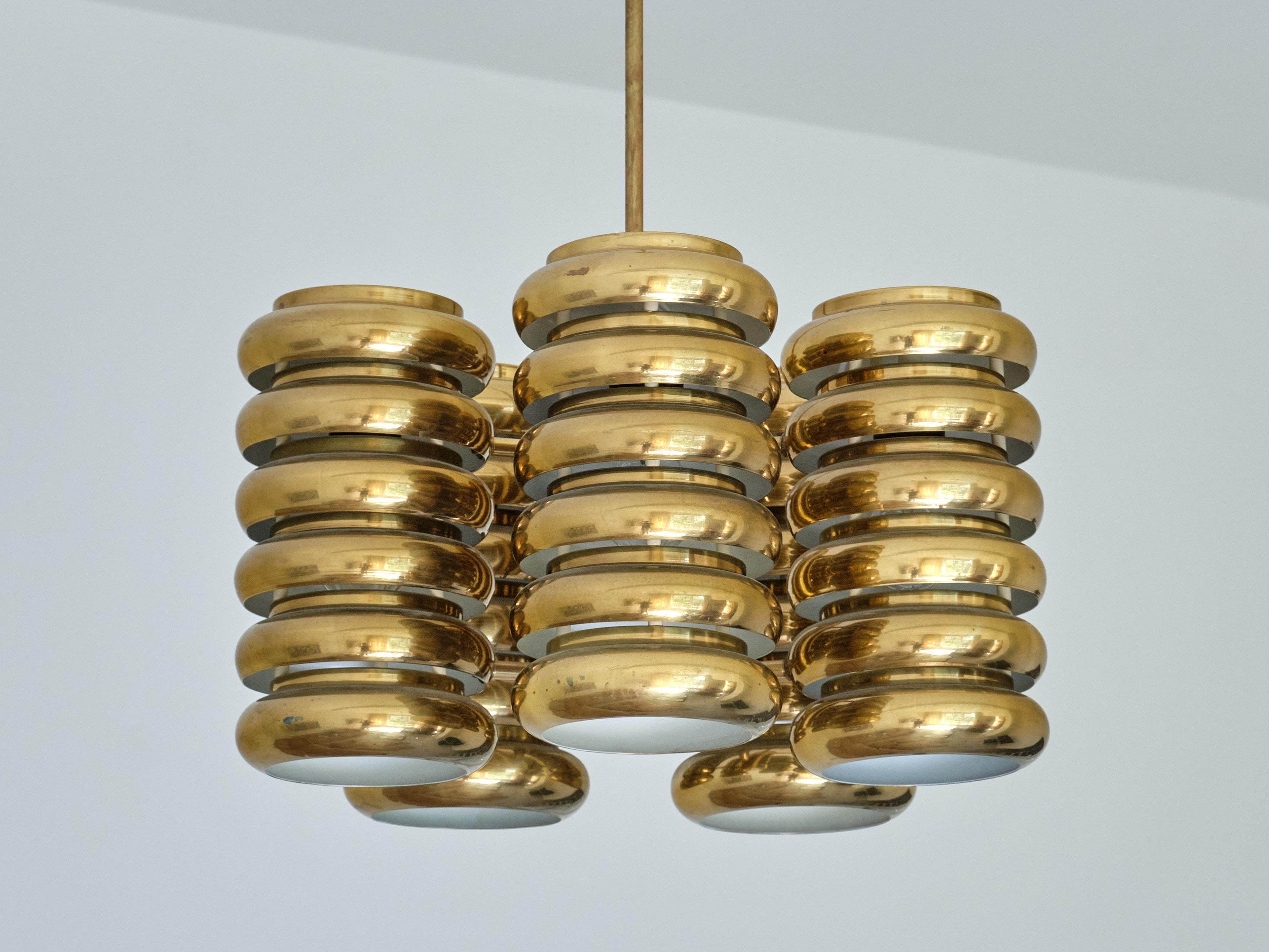 Kai Ruokonen Five Arm Pendant Light in Brass, Lynx, Finland, Early 1970s For Sale 2