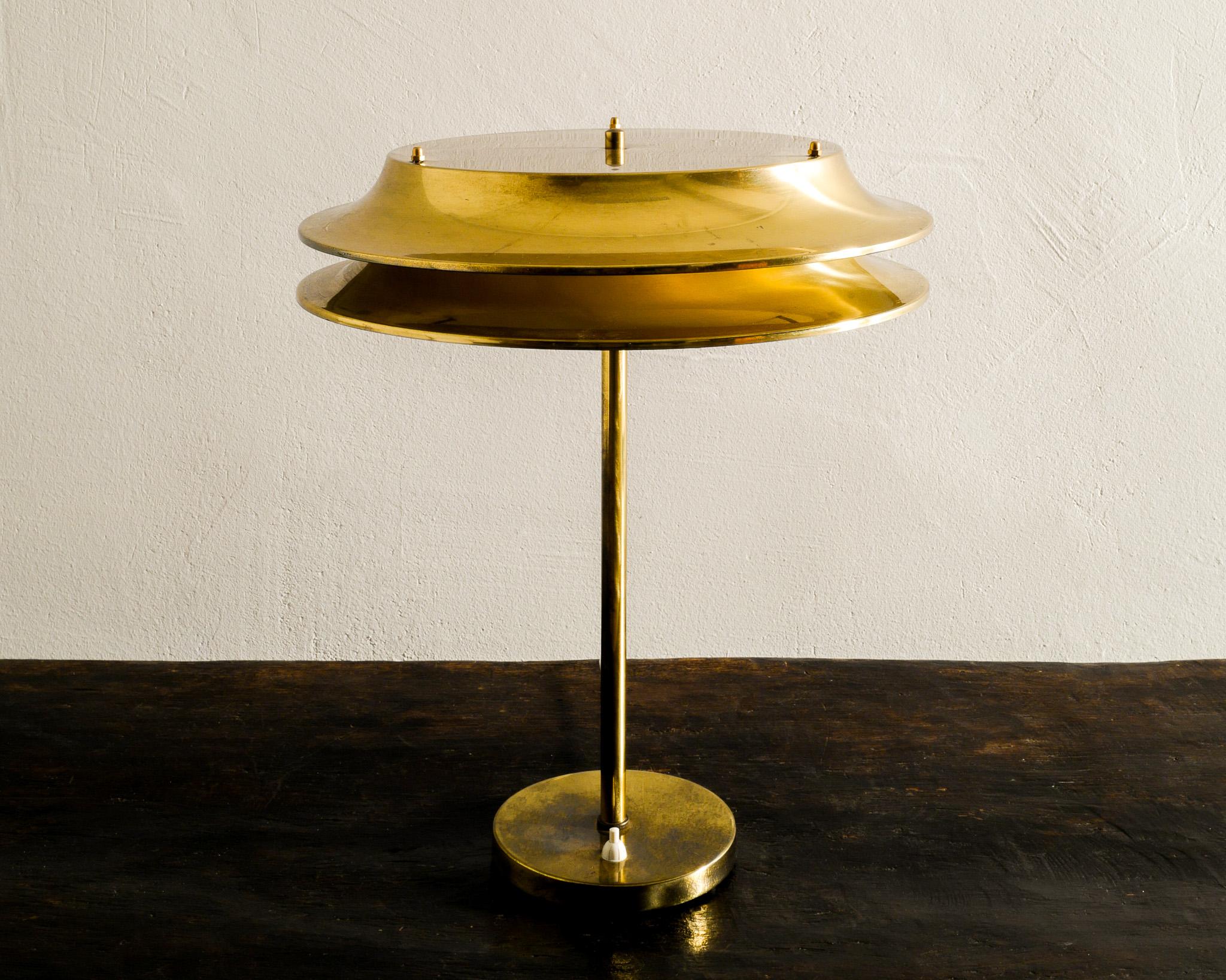 Mid-20th Century Kai Ruokonen Mid Century Table Desk Lamp in Brass Produced by Lynx Finland, 1960