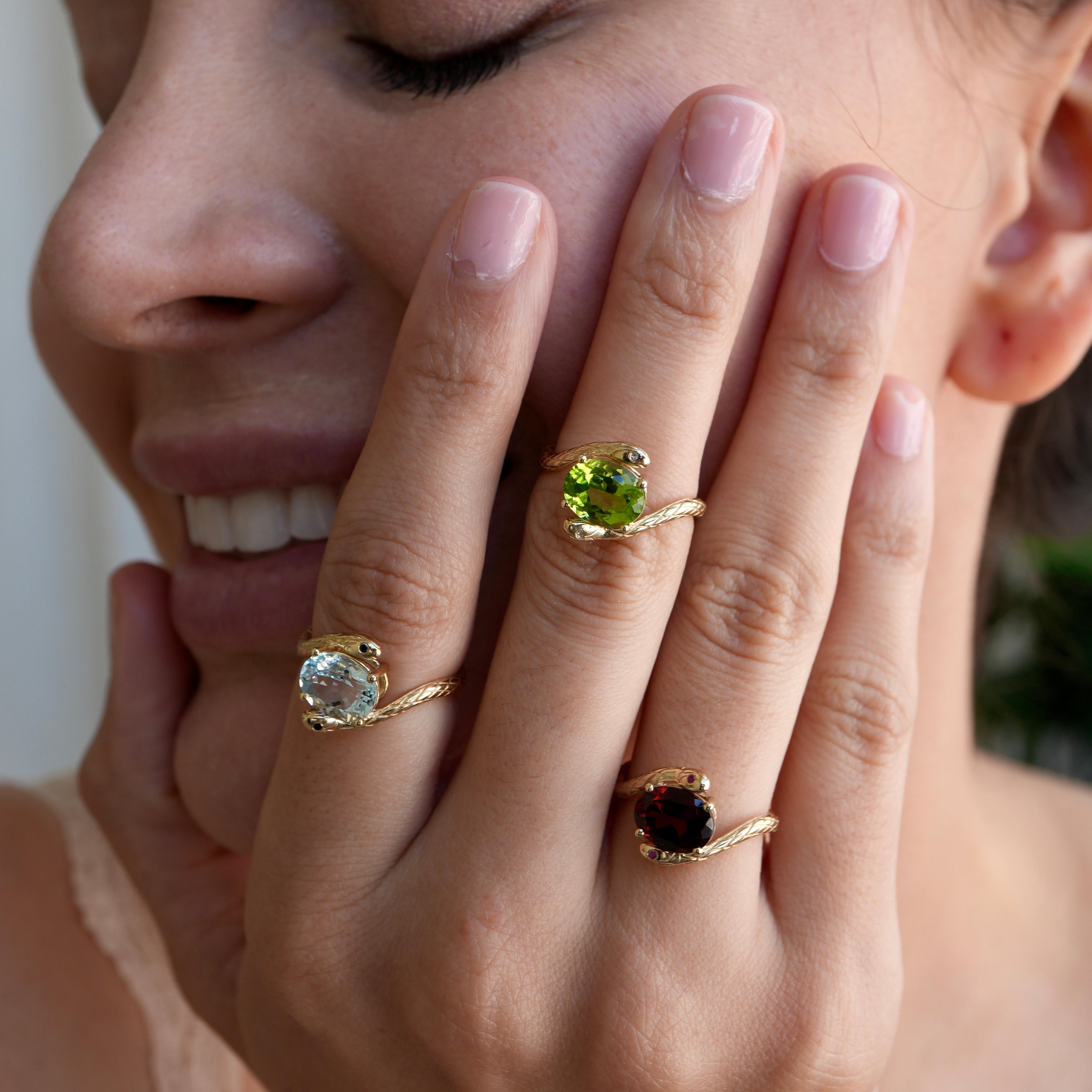 Kai Snake 1.82 ctw Garnet Ruby East-West Ring in 14K Solid Gold For Sale 7