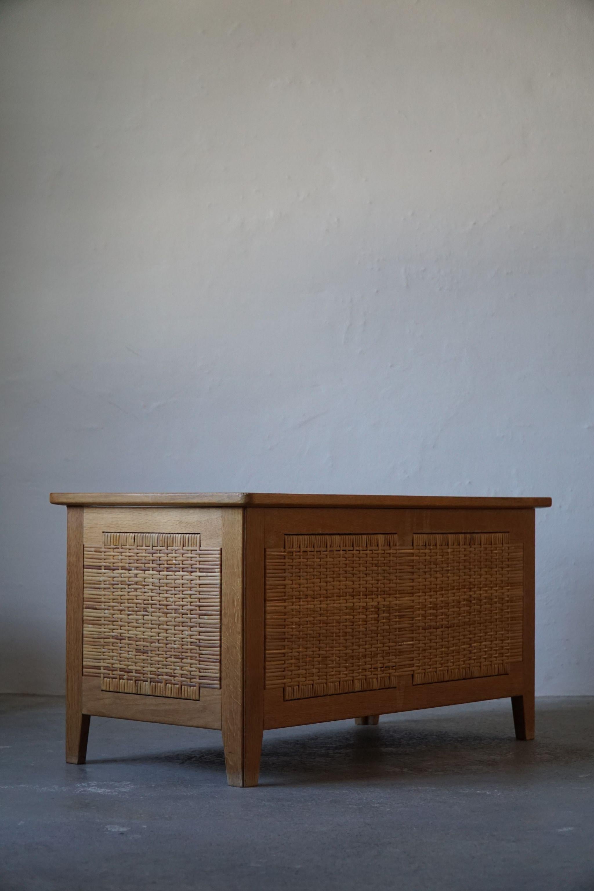 Danish Kai Winding Chest / Bench in Cane & Oak, Made for Poul Hundevad, 