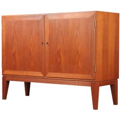 Kai Winding Danish Modern Midcentury Record Cabinet oder Credenza in Teak