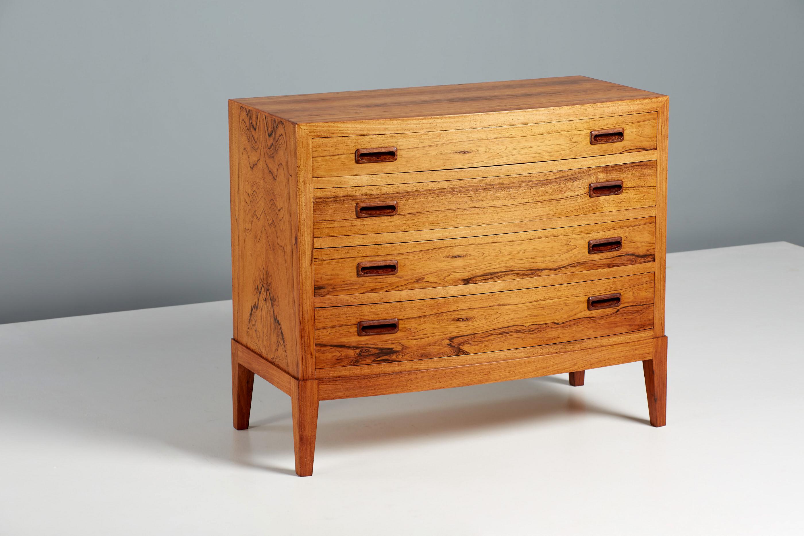 Scandinavian Modern Kai Winding Low Chest of Drawers, Light Rosewood