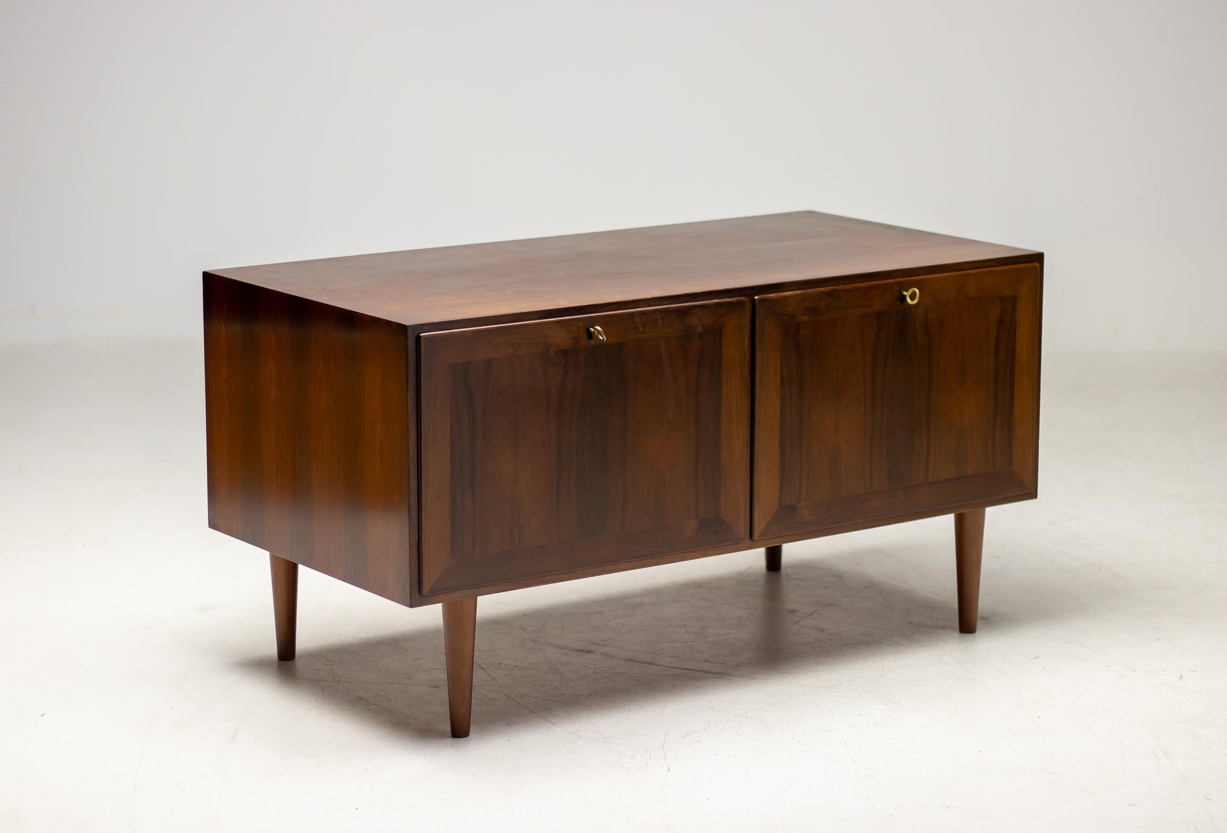 Kai Winding Small Rosewood Sideboard In Good Condition For Sale In Dronten, NL