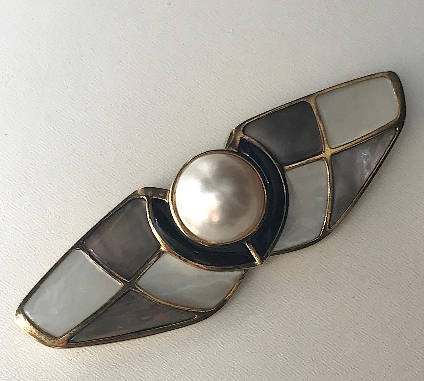 Kai-Yin Lo, KYLO Mabe Pearl, Black Onyx & Pearl Abstract Brooch For Sale 2