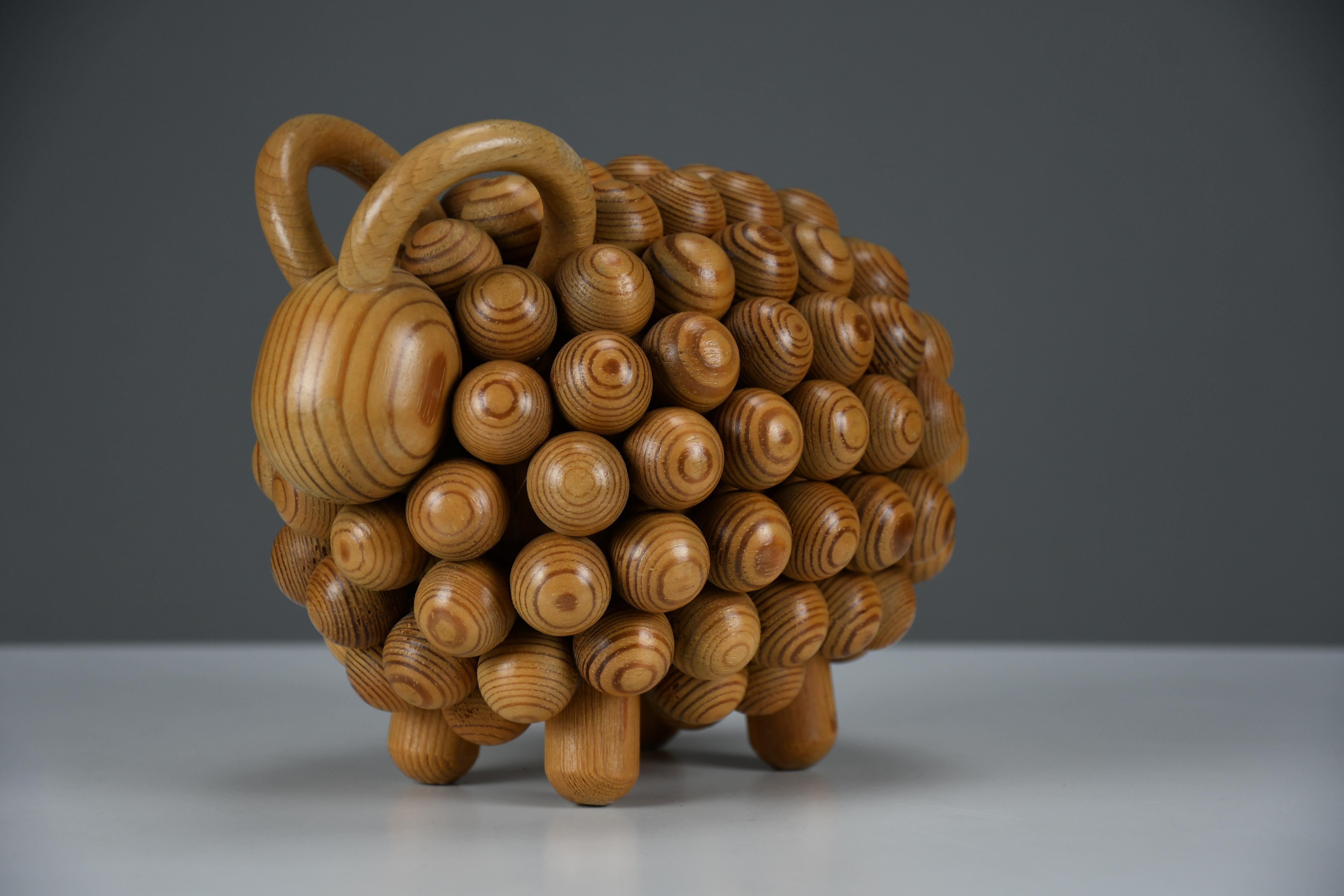 Kaija Aarikka “Passi” Aries Sculpture, Finland, 1973 In Good Condition For Sale In Weesp, NL