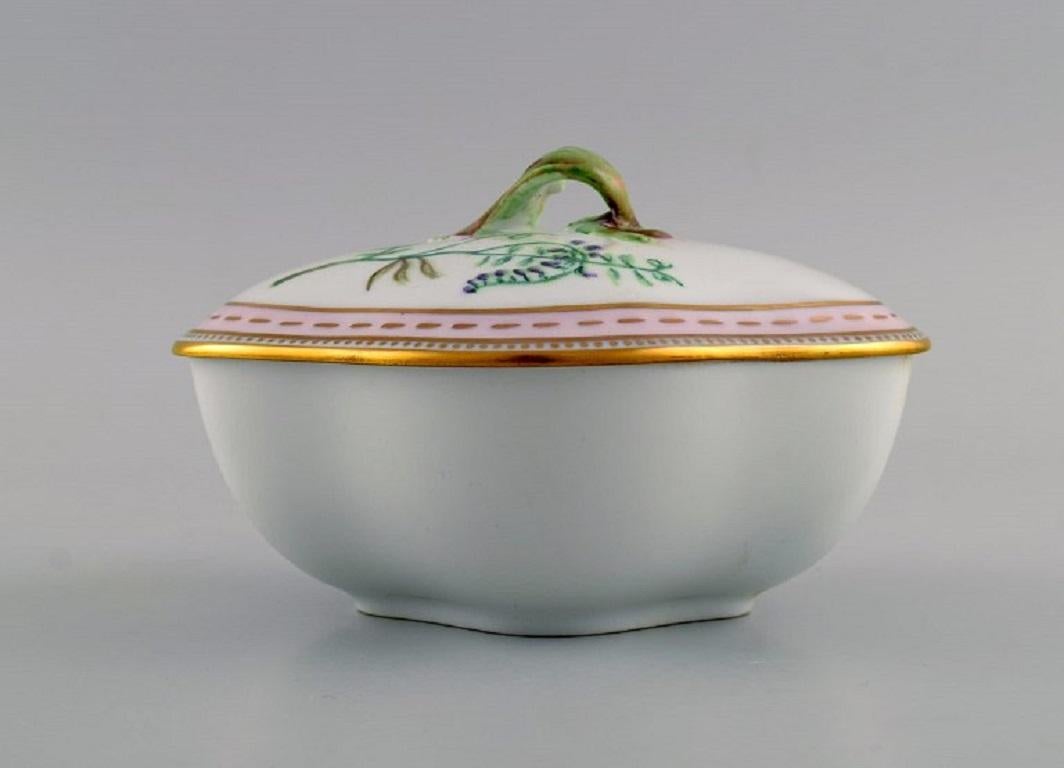 Late 20th Century Kaiser, Germany, Porcelain Vase and Lidded Bowl with Hand-Painted Flowers For Sale