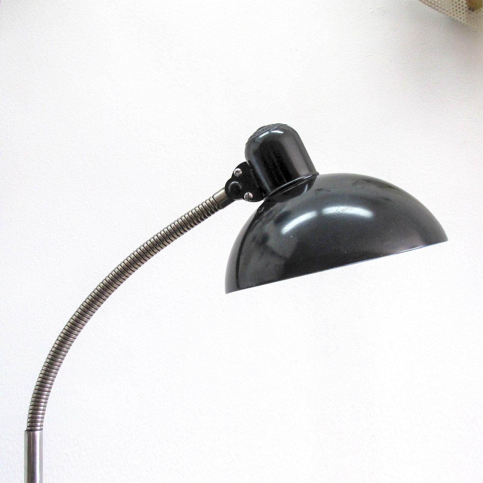 Bauhaus Kaiser iDell 6740 lampes à pampilles, 1930 en vente