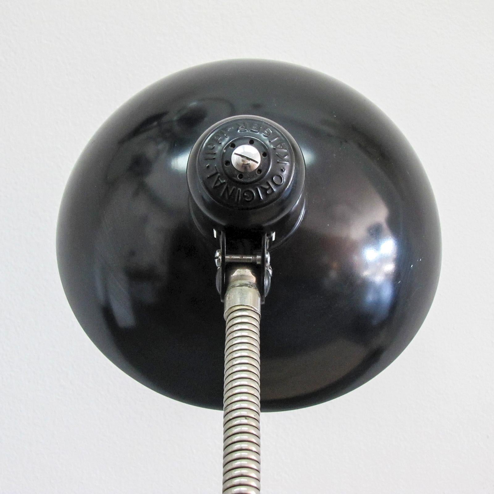 Émaillé Kaiser iDell 6740 lampes à pampilles, 1930 en vente