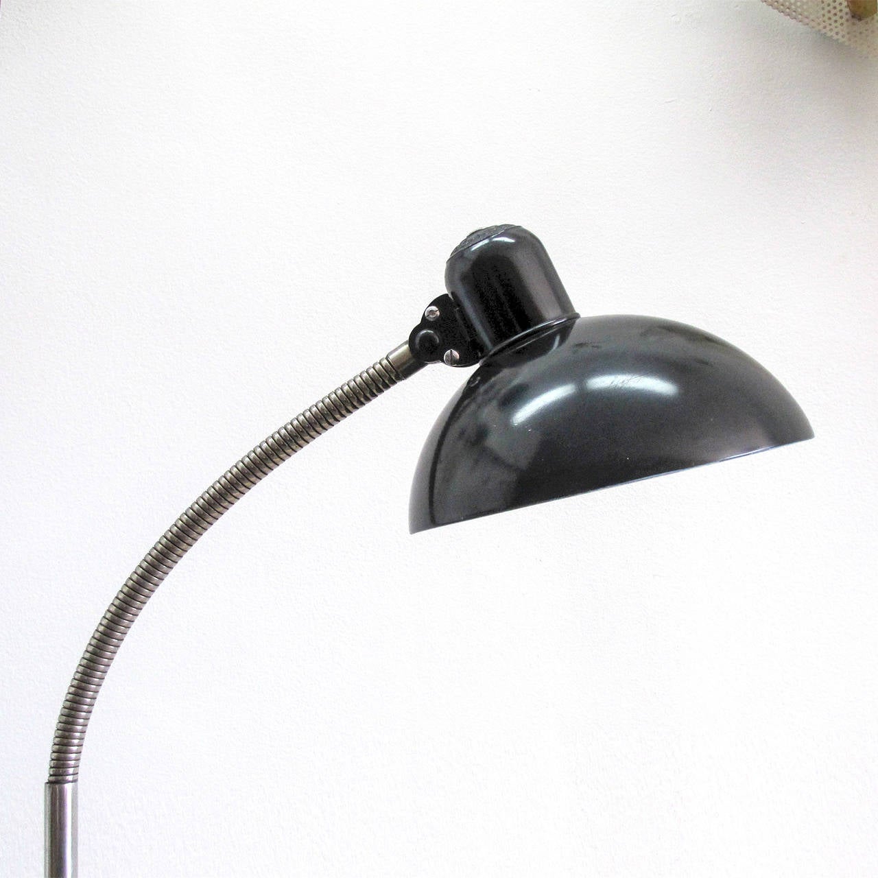 Bauhaus Kaiser iDell 6740 Task Lamps For Sale