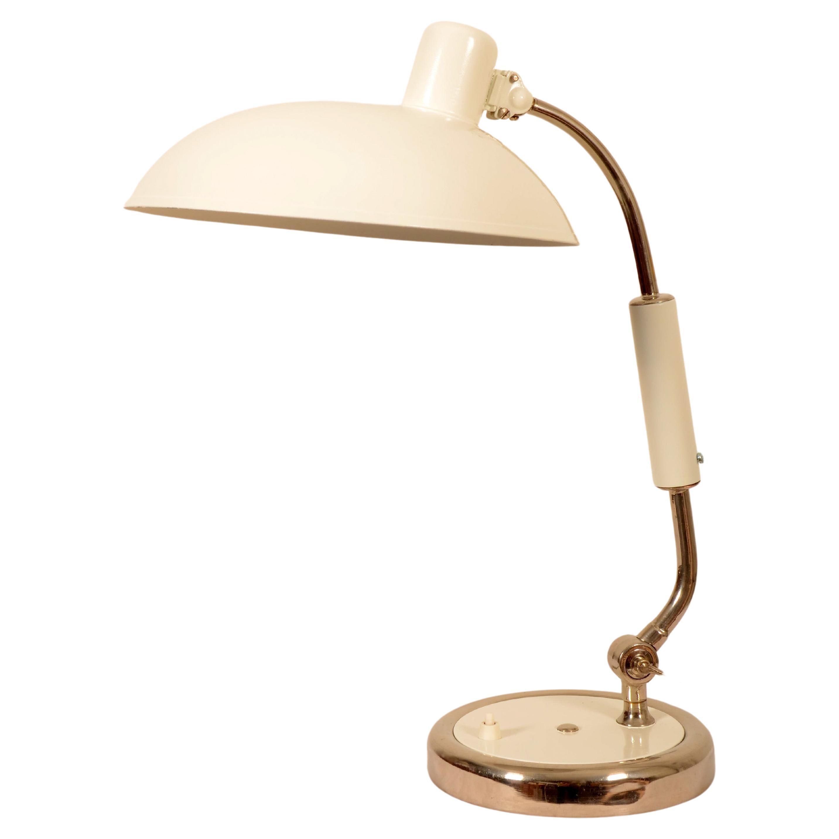 Lampe de bureau blanche Kaiser Idell par Christian Dell, modèle 6632 President