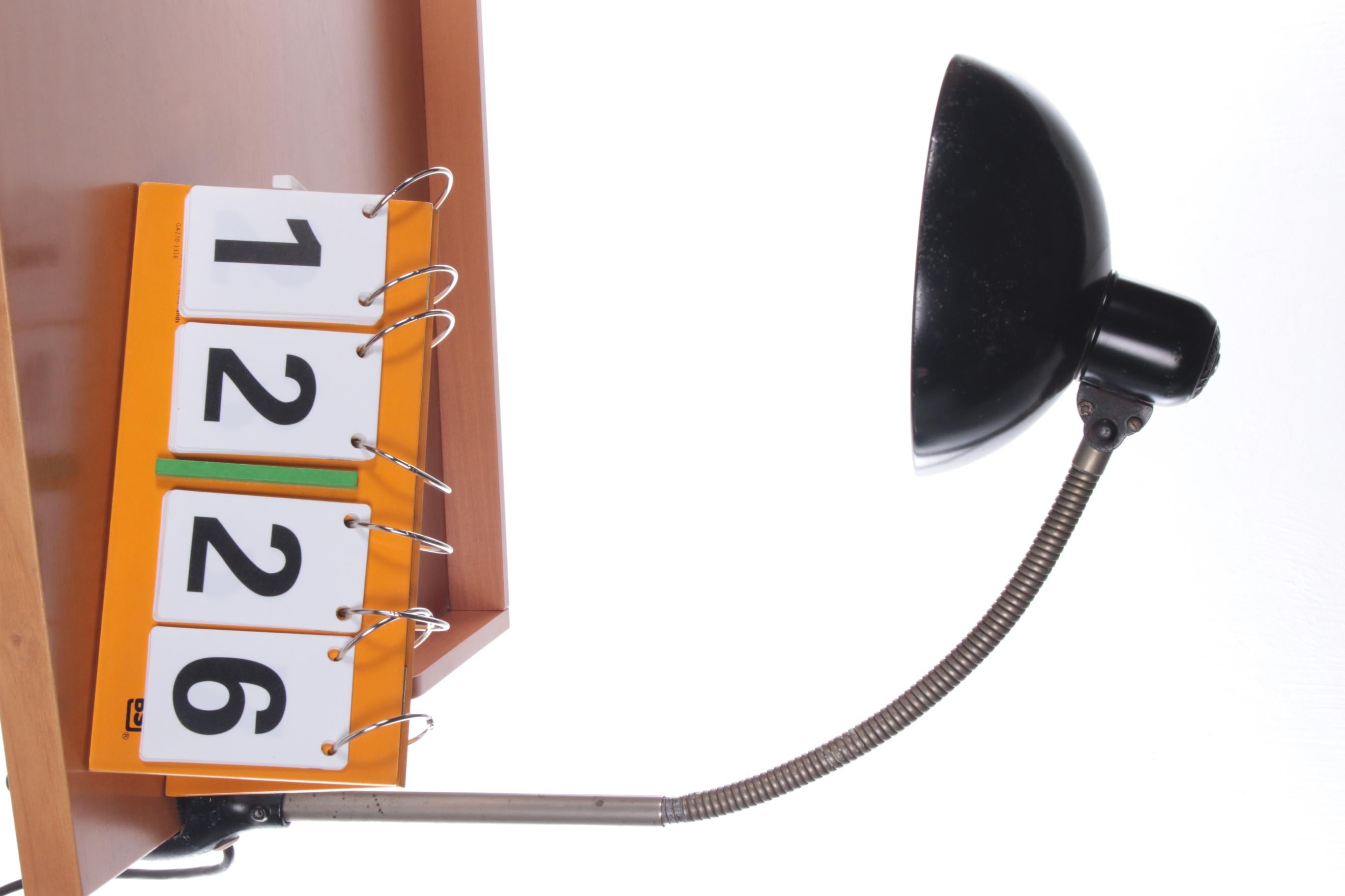 Lampe de bureau Kaiser idell modèle 6740 par Christiaan Dell en vente 2