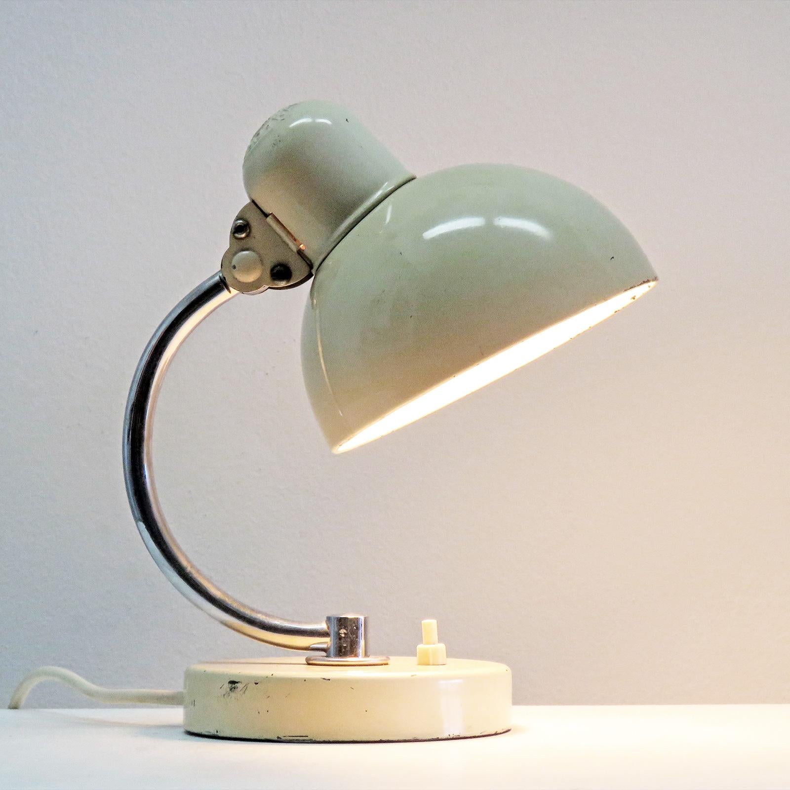 Kaiser iDell Model 6722 Table Lamp, 1930s For Sale 2