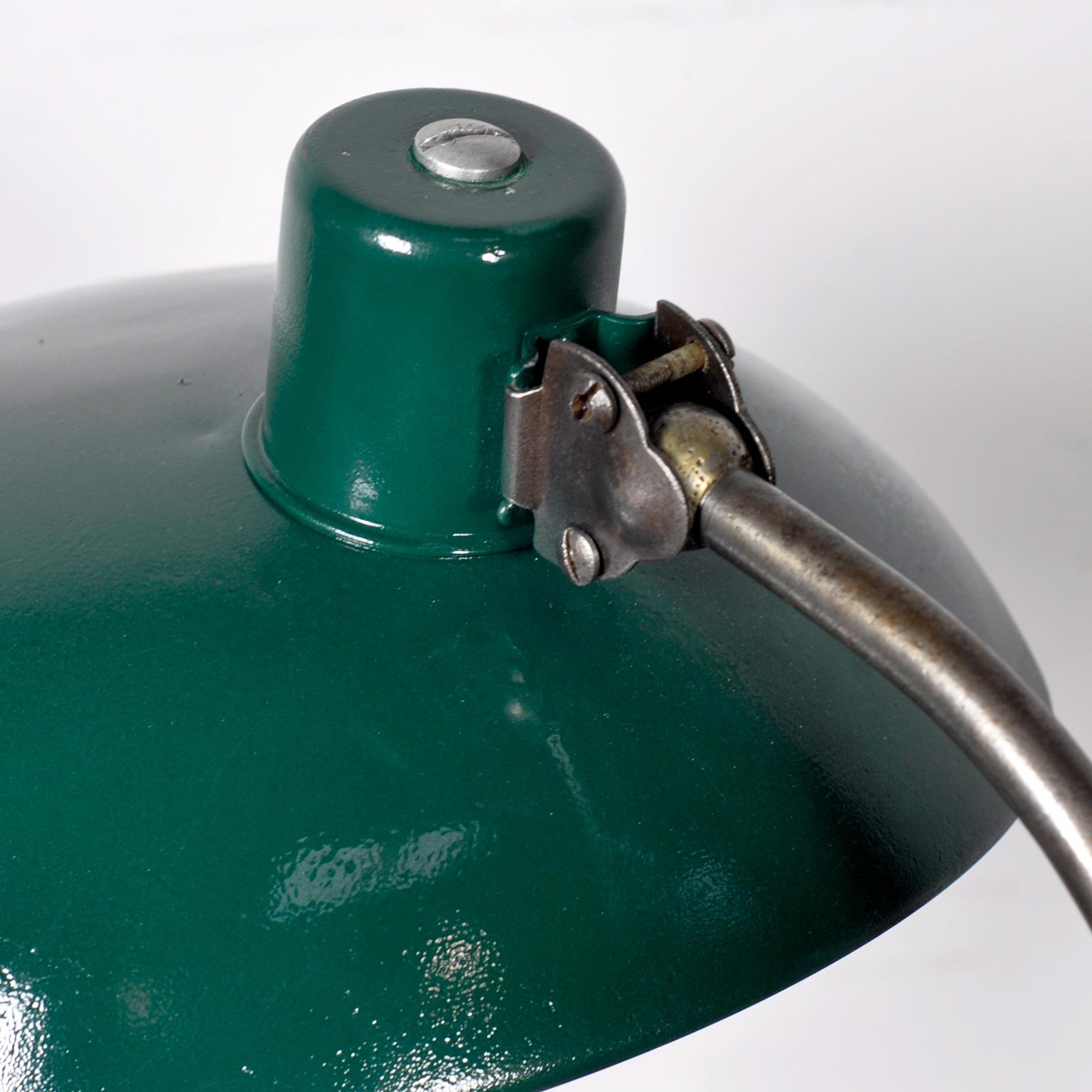 Kaiser Idell Table Lamp by Christian Dell, 1930s mediados del siglo XX en venta