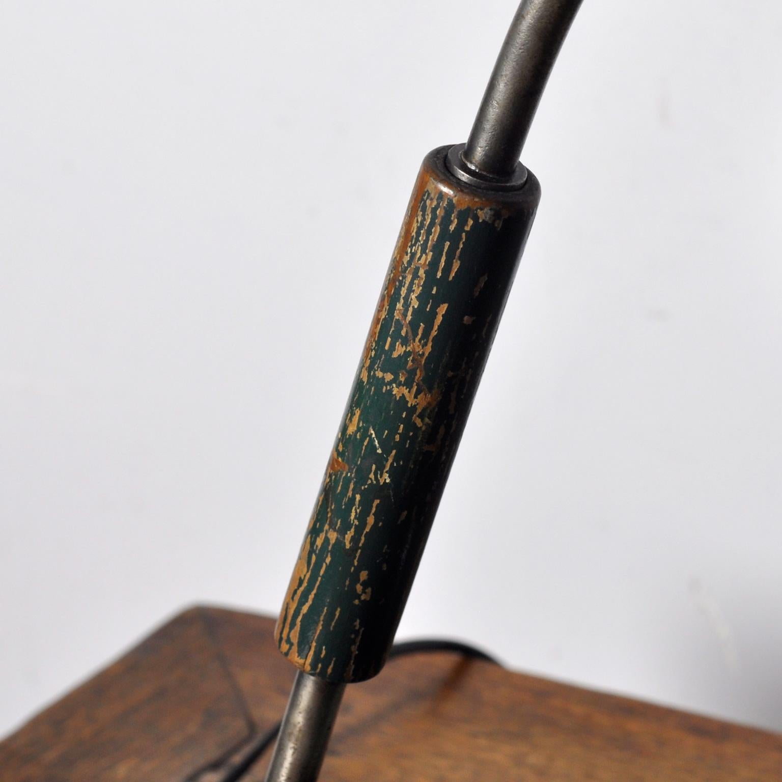 Kaiser Idell Table Lamp by Christian Dell, 1930s Hierro en venta