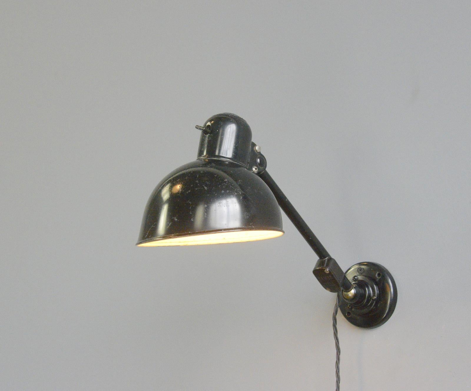 Kaiser Jdell Model 6723 Wall Lamp by Christian Dell 2
