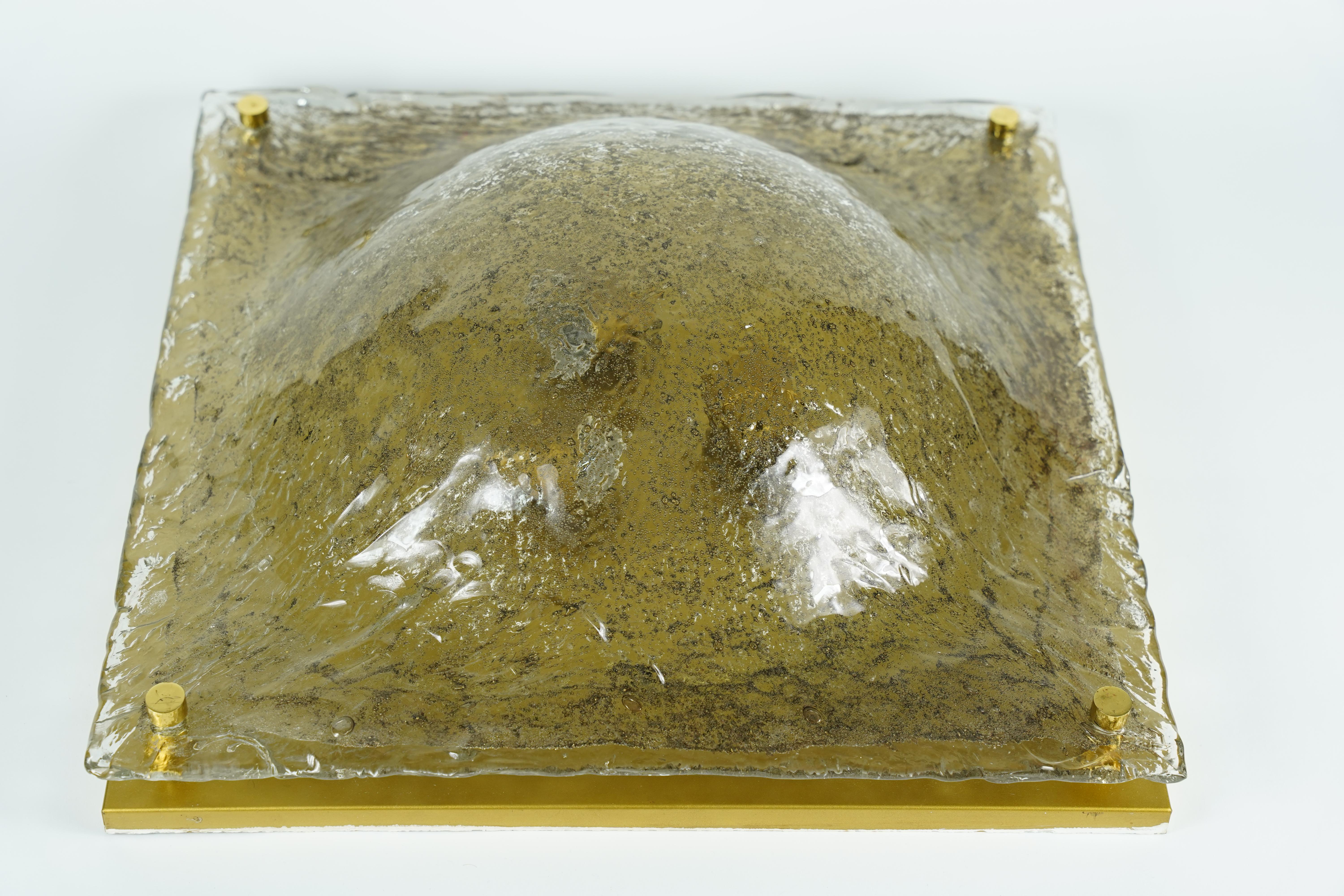 Laiton Épis de faîtage Kaiser en verre bombé monté encastré, Allemagne, 1980 en vente