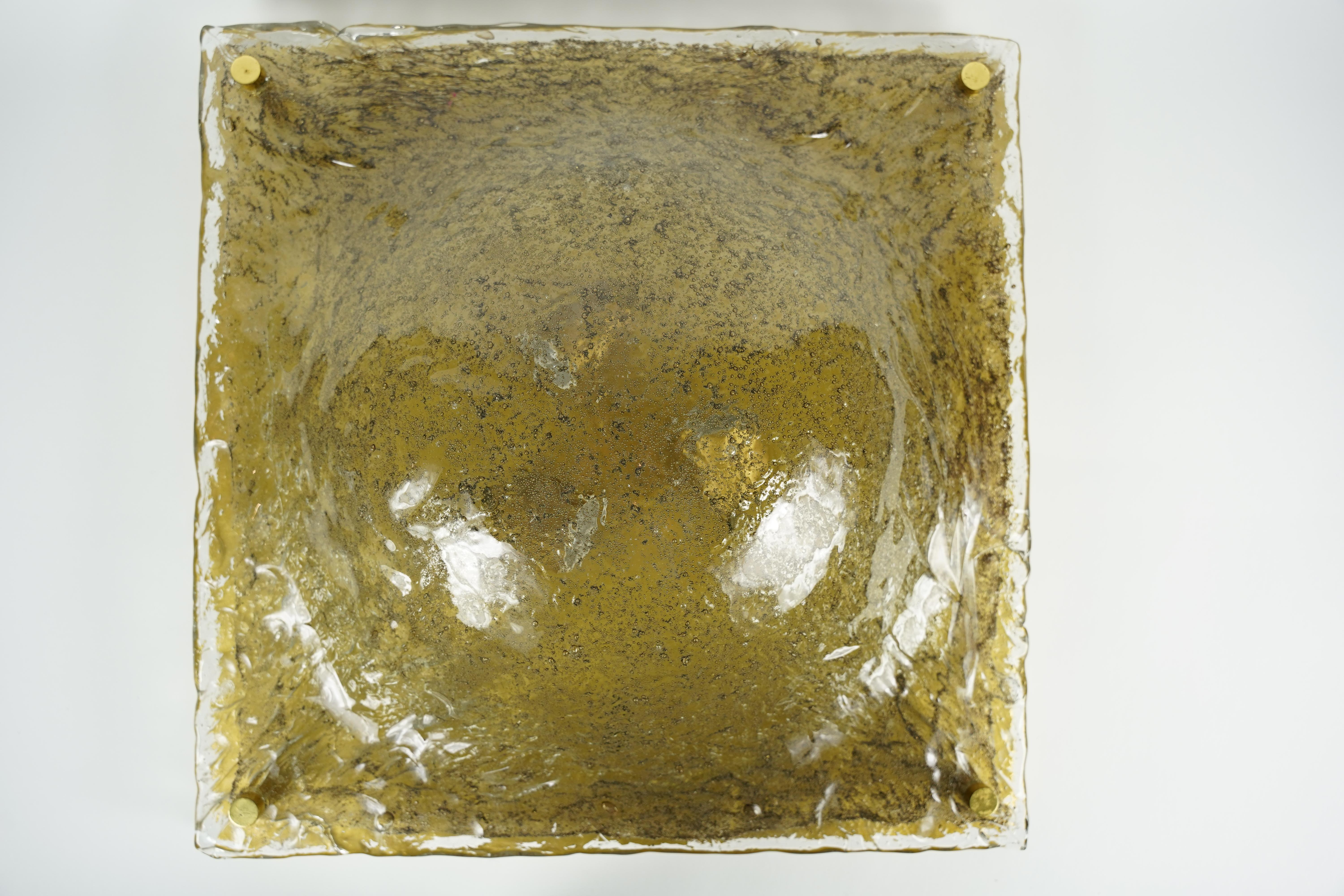 Épis de faîtage Kaiser en verre bombé monté encastré, Allemagne, 1980 en vente 1