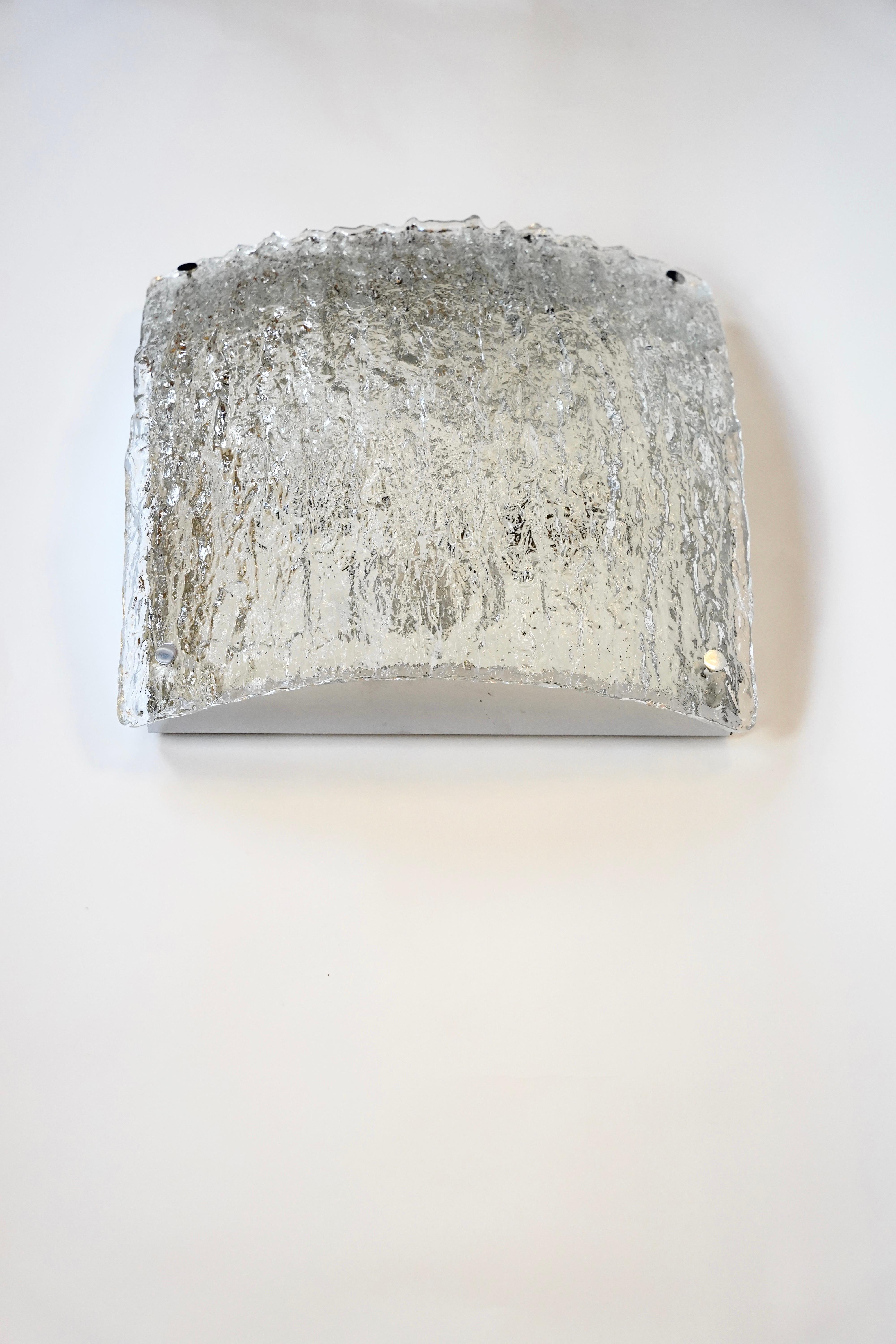 Épis de faîtage Kaiser leuchten en verre carré bombé, Allemagne, 1975 en vente 2