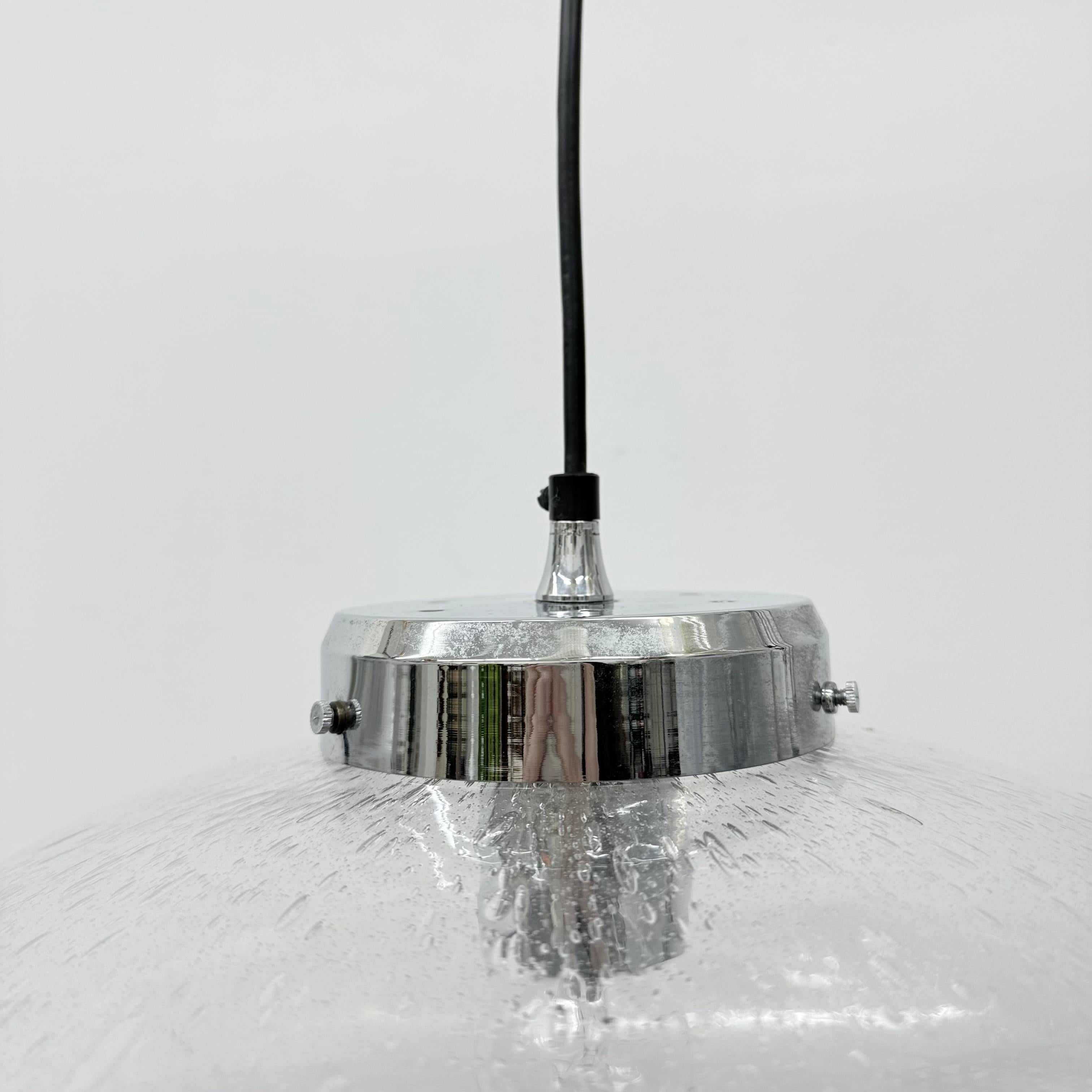 XVII secolo Lampada a sospensione Kaiser Leuchten , anni '70 vetro e cromo , anni '70 in vendita