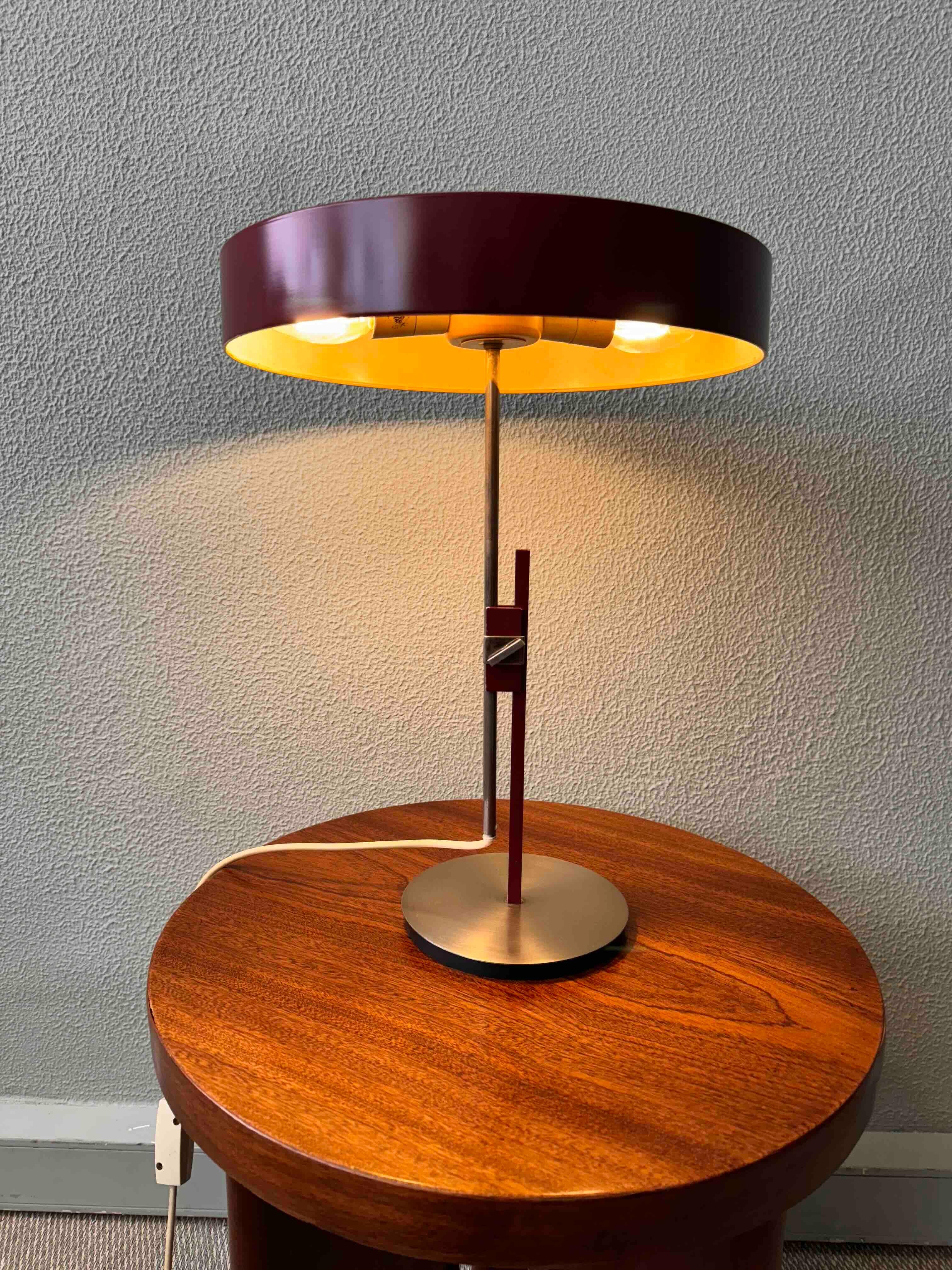 Mid-Century Modern Lampe du président Kaiser Leuchten modèle 6886, Bauhaus - Allemagne années 1960 en vente