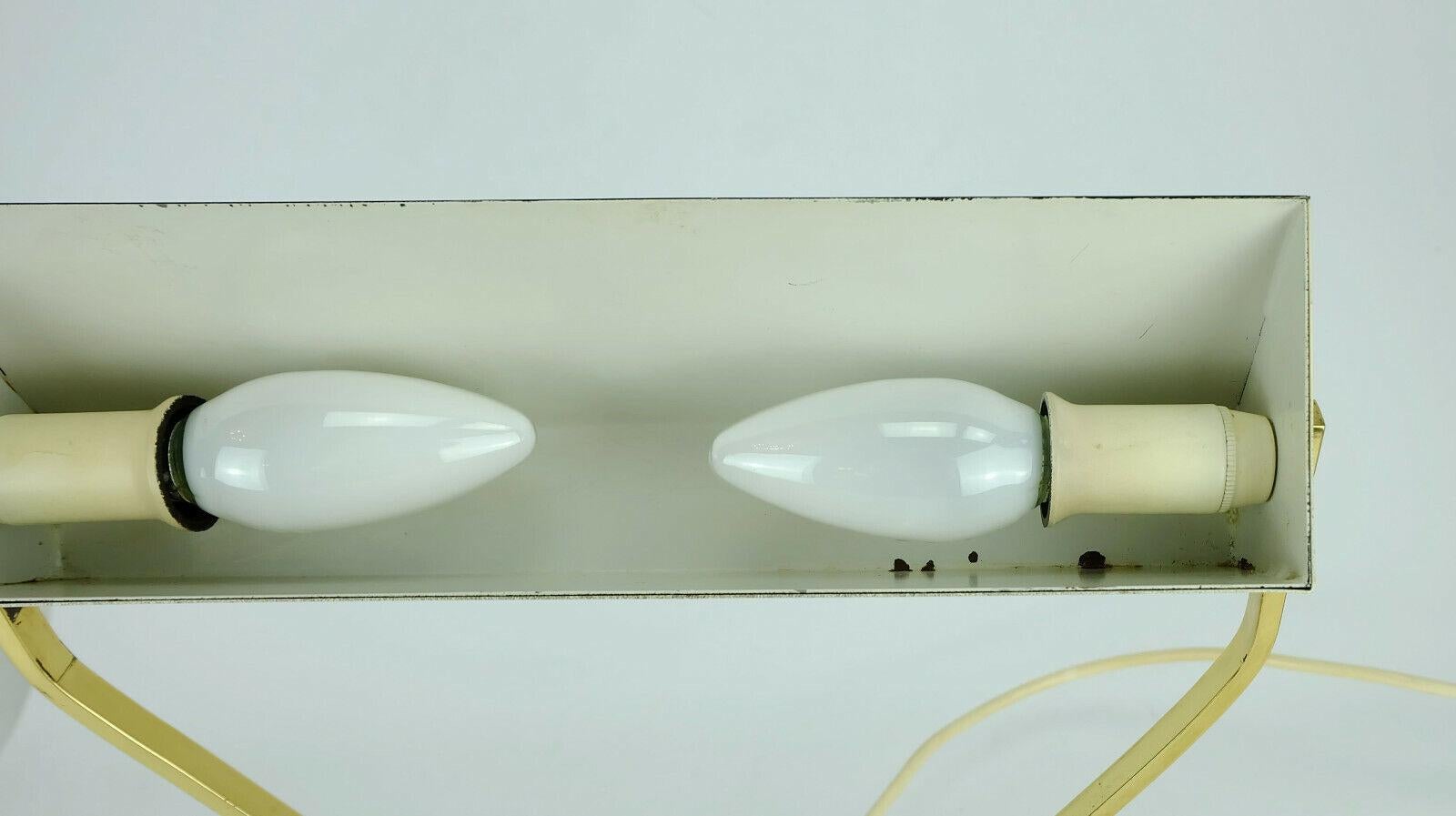 Mid-Century Modern Lampe de table DESK LAMP kaiser mi-siècle en métal et bois de teck, années 1960 en vente