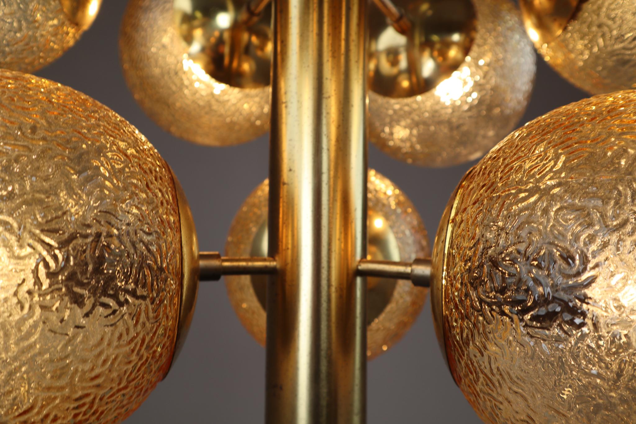 Kaiser Sputnik Glass Globes Patinated Brass Chandelier, Germany, 1970s For Sale 1