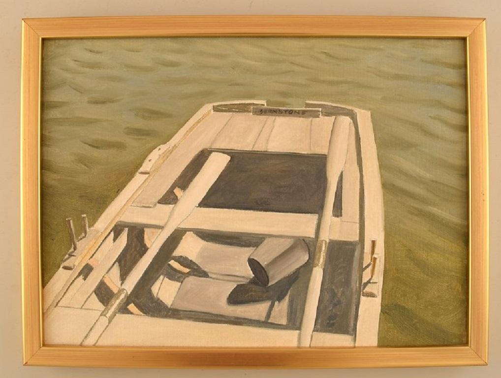Kaj Bernstone (né en 1947), artiste suédois. Huile sur toile. 
Canot pneumatique avec rames. Fin du 20e siècle.
La toile mesure : 32,5 x 23,5 cm.
Le cadre mesure : 1,5 cm.
Signé.
En parfait état.