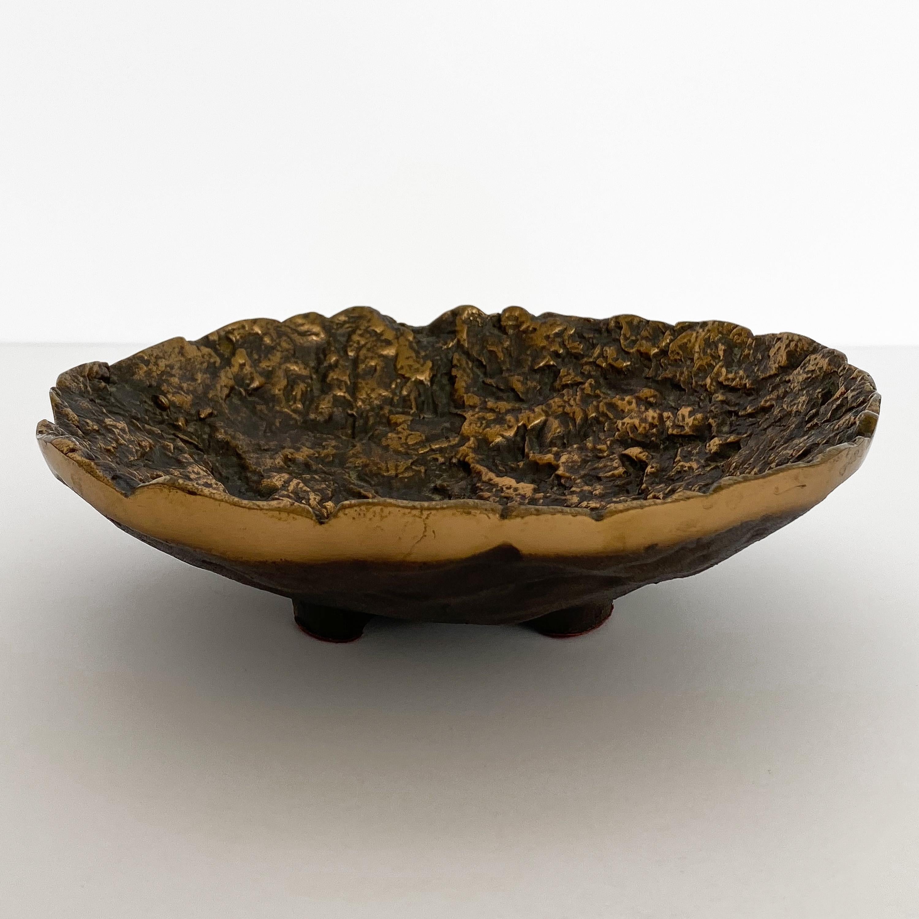 Kaj Blomqvist Brutalistische Schale aus strukturierter Bronze 2