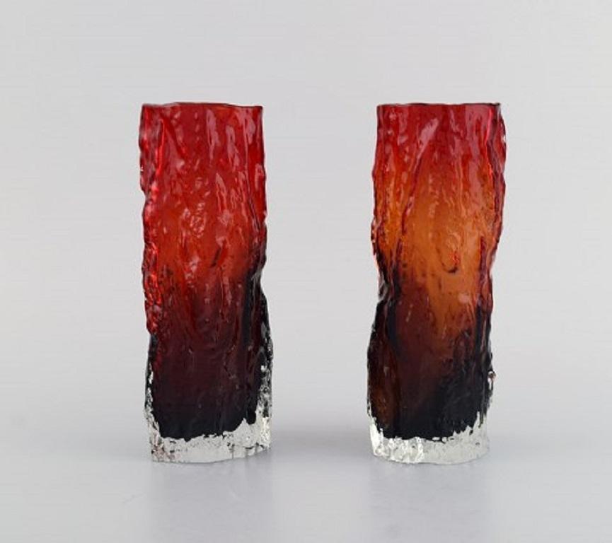 Finlandais Kaj Blomqvist pour Kumela, cinq vases en verre d'art soufflé à la bouche, design finlandais, 1970 en vente