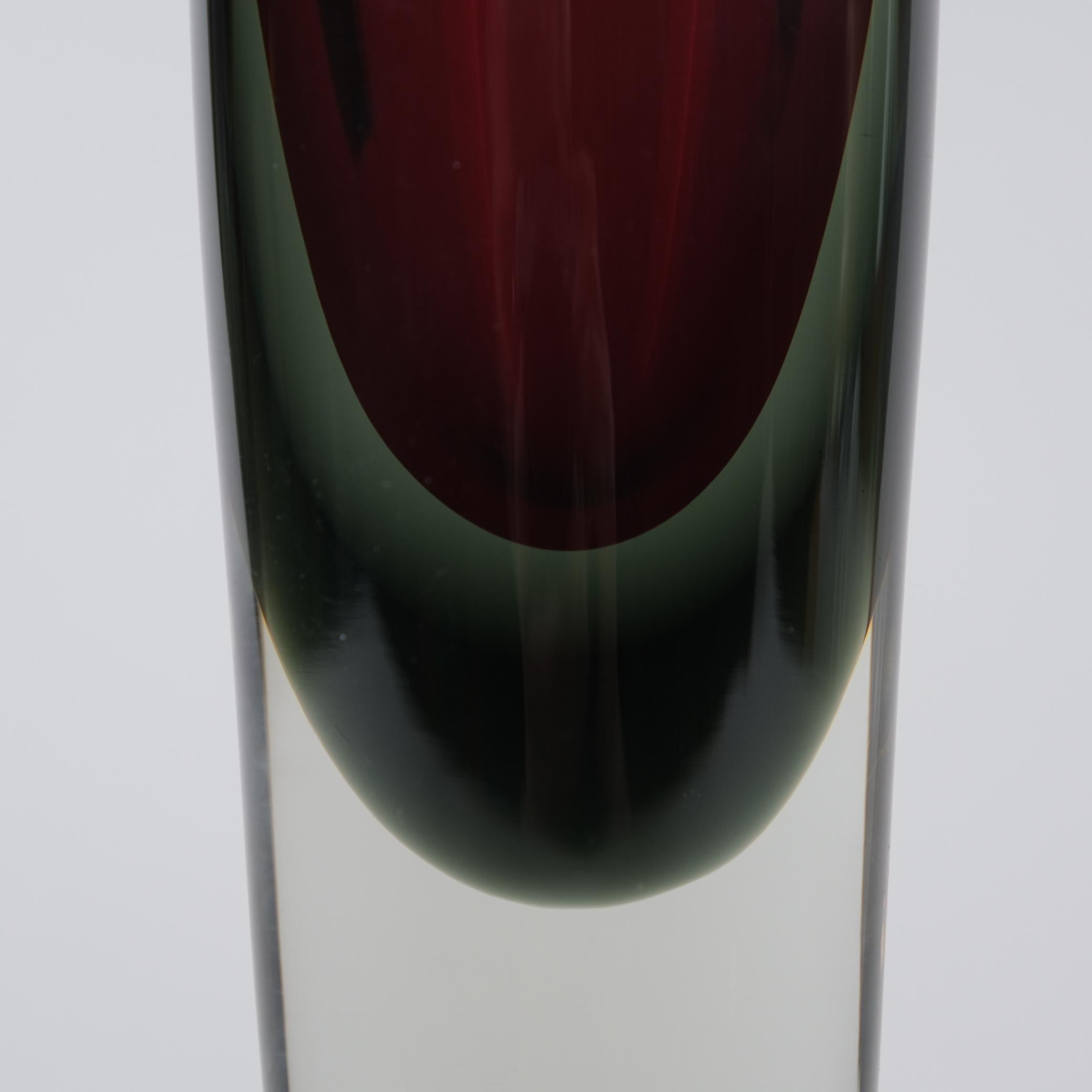 Kaj Franck Art Glass Objects for Objects KF 239 in Red & Grey Green Shade, Nuutajärvi 1962 en vente 1
