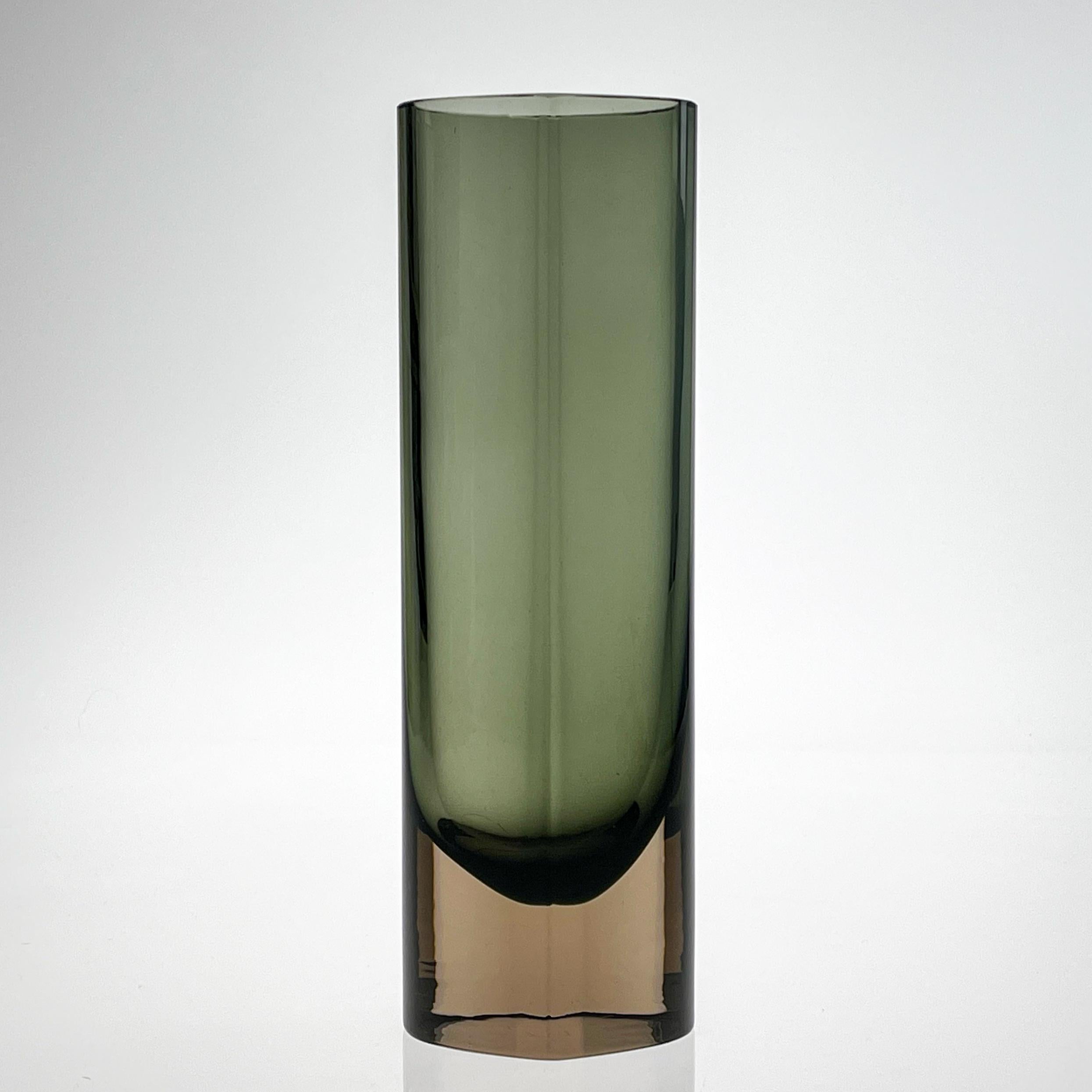 Other Scandinavian Modern Kaj Franck Art-Glass Vase Handblown Green Brown circa 1967 For Sale