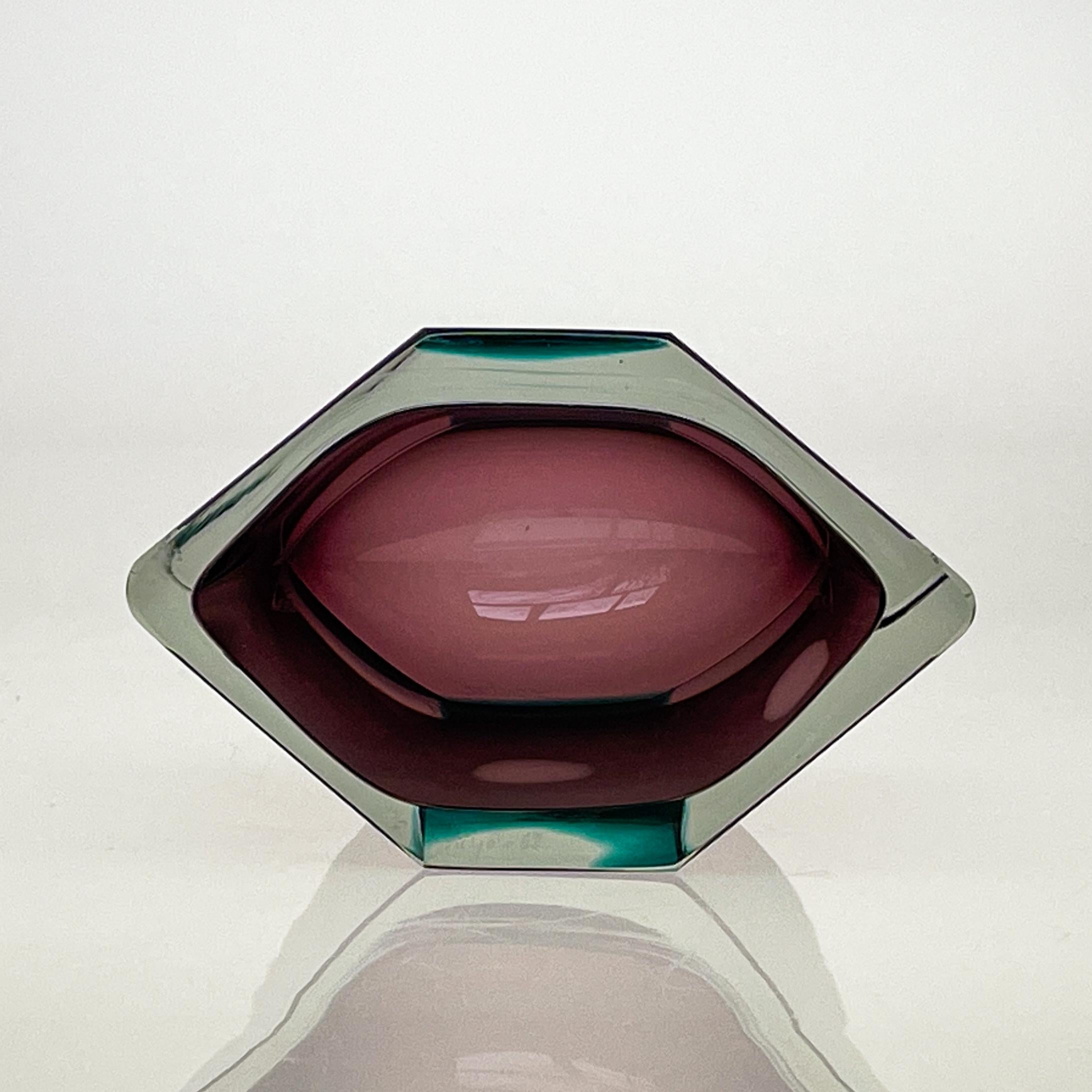 Mid-20th Century Midcentury Modern Kaj Franck Glass Art-Object Vase Pilari Handblown Finland 1959