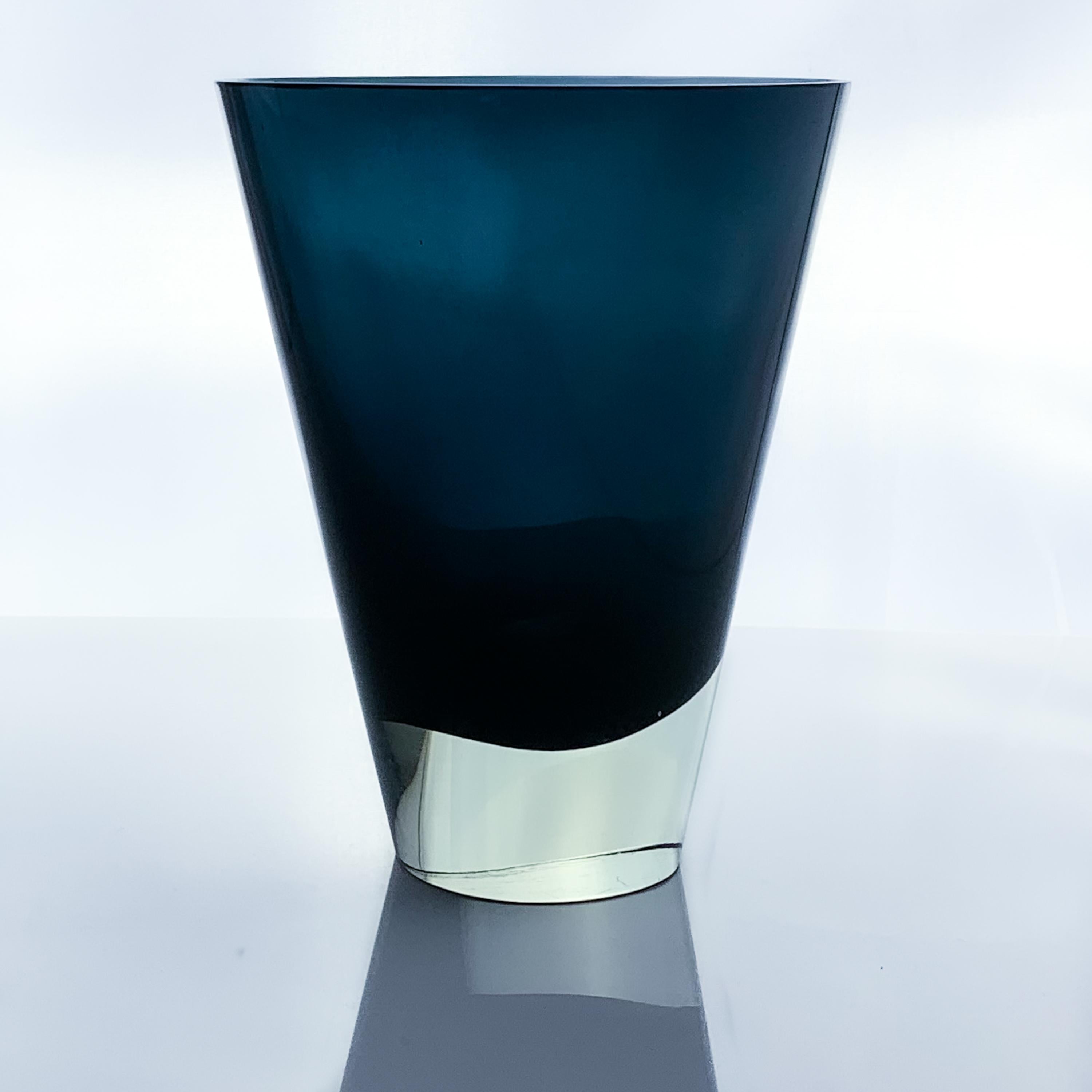 Scandinavian Modern Kaj Franck, Cased Blue Glass Art-Object, Model KF 234, Nuutajärvi-Notsjö, 1961