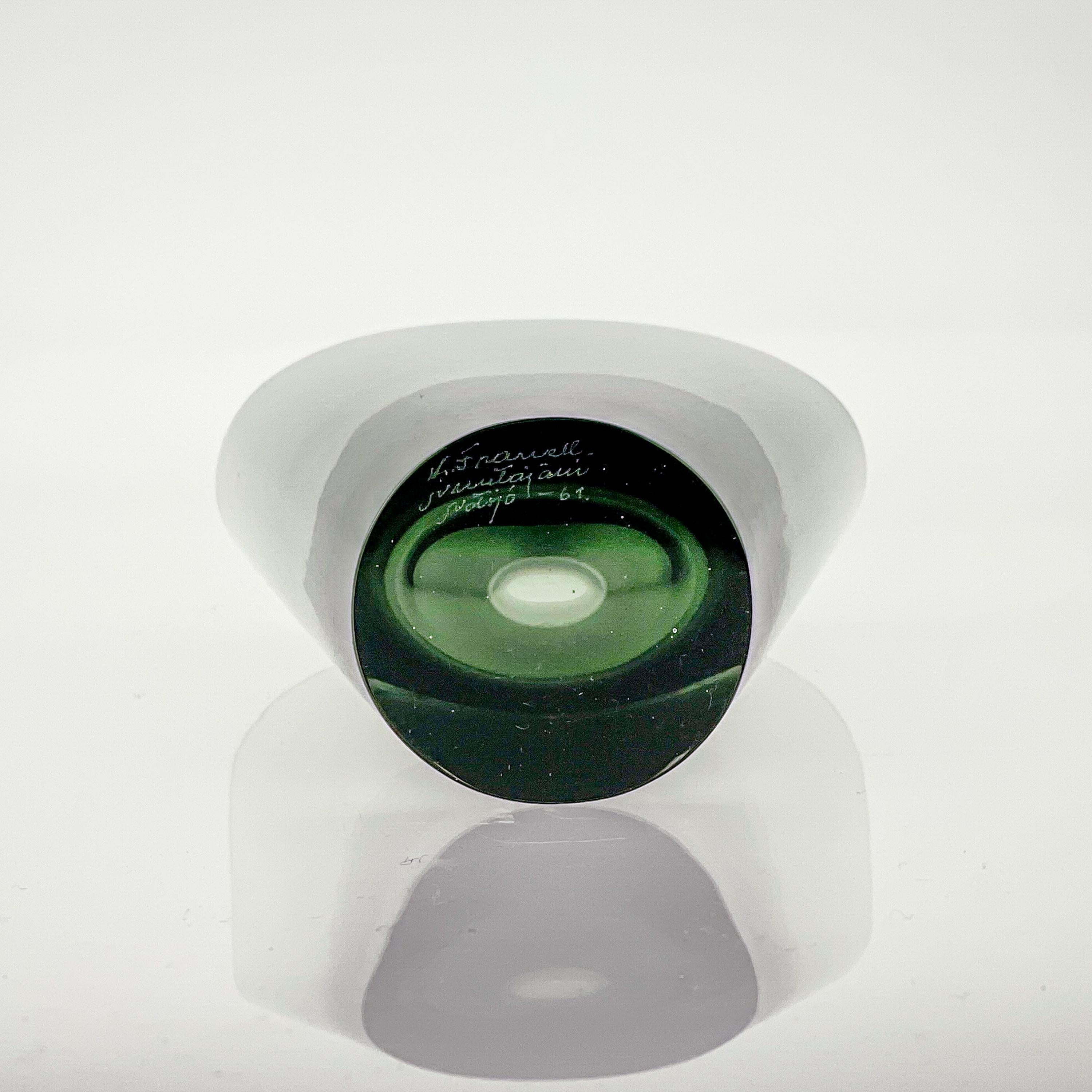 Kaj Franck, Clear & Green Glass Art-Object, Model Kf 234, Nuutajärvi-notsjö 1961 3