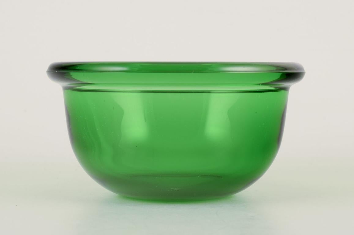 Scandinave moderne Kaj Franck, Finlande. Ensemble de cinq bols de rinçage 