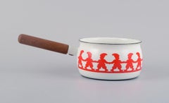 Kaj Franck for Arabia. "Tonttu" enamelled metal saucepan with wooden handle.