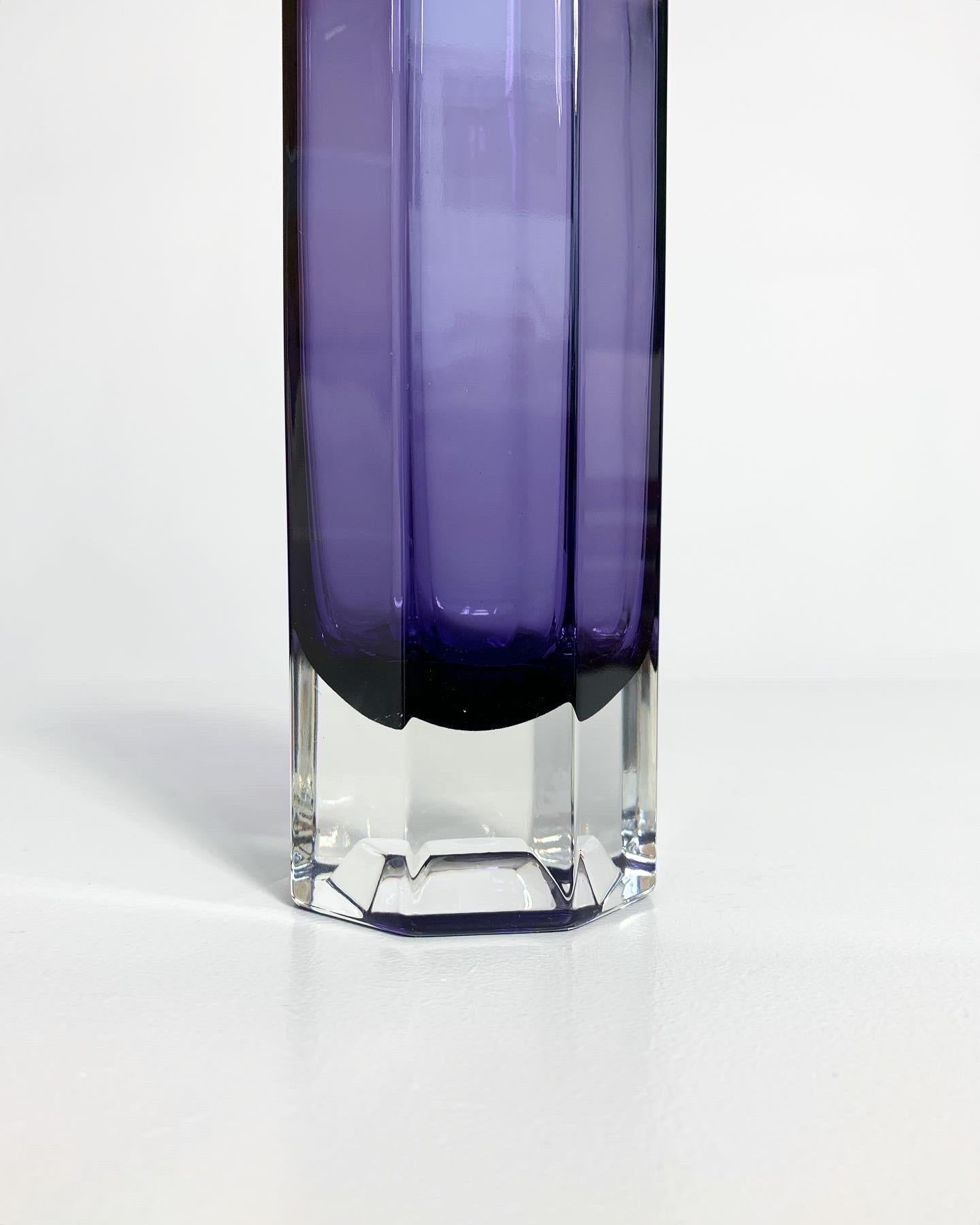 Metà XX secolo Vaso di vetro Kaj Franck Nuutajärvi Notsjö Finlandia 1964 in vendita