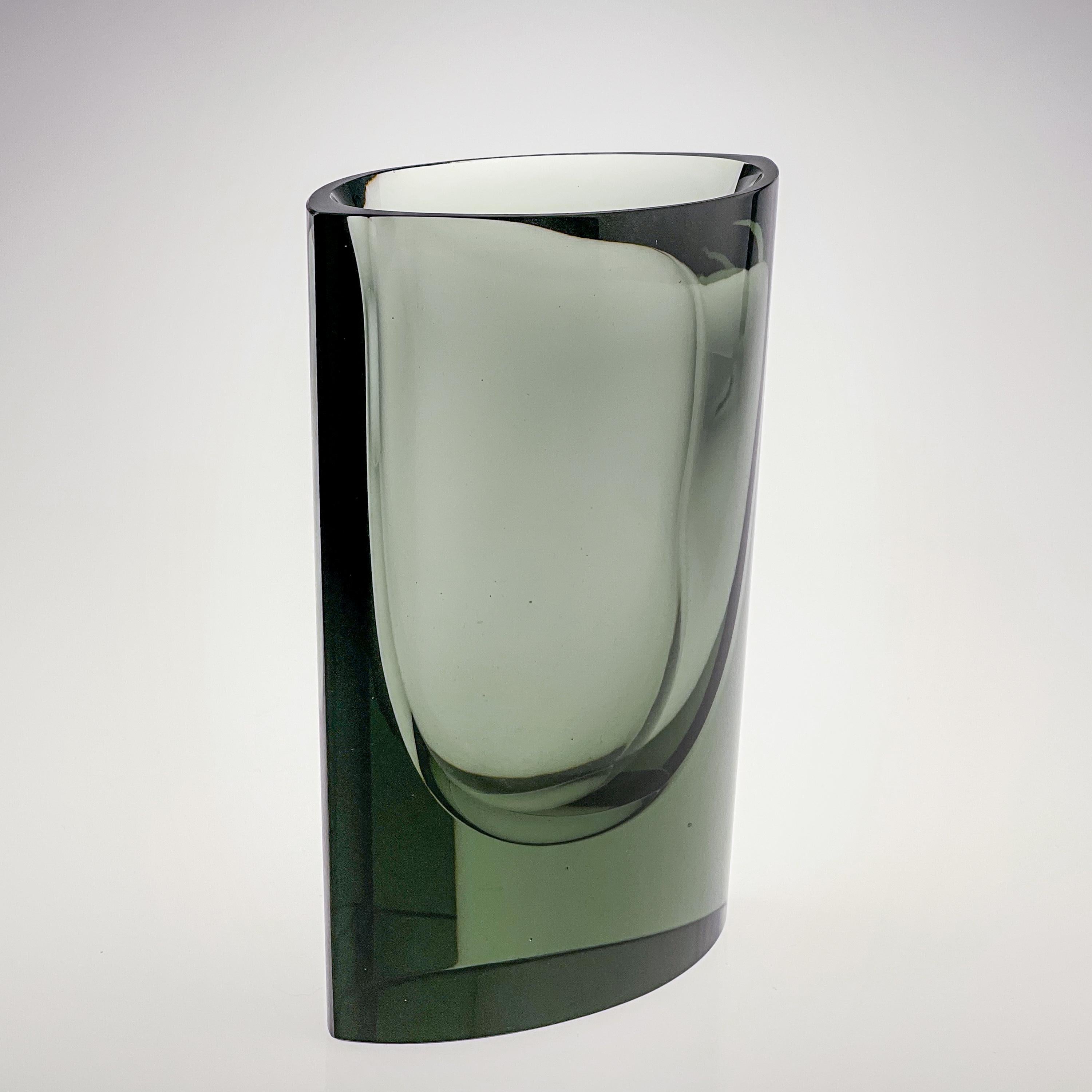 Kaj Franck, Grünes Glas-Kunstobjekt, Modell N 407, Nuutajrvi-Notsj, Finnland 1967 5